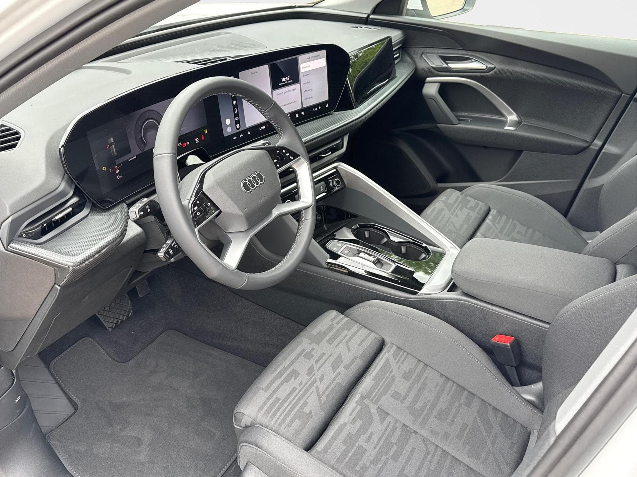 Audi Q5 Basis (2026) - Photo 9