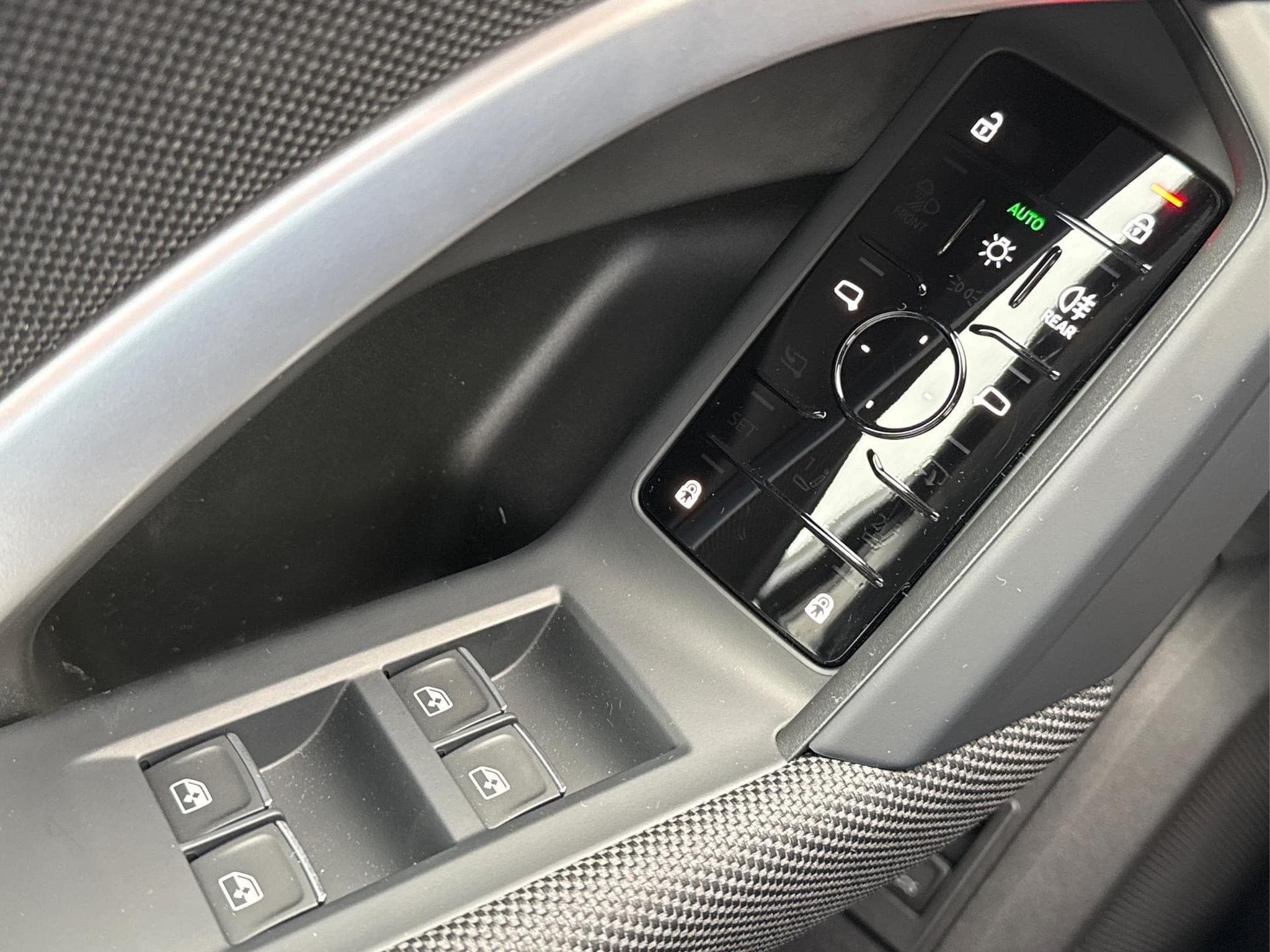 Audi Q5 Basis (2026) - Photo 20