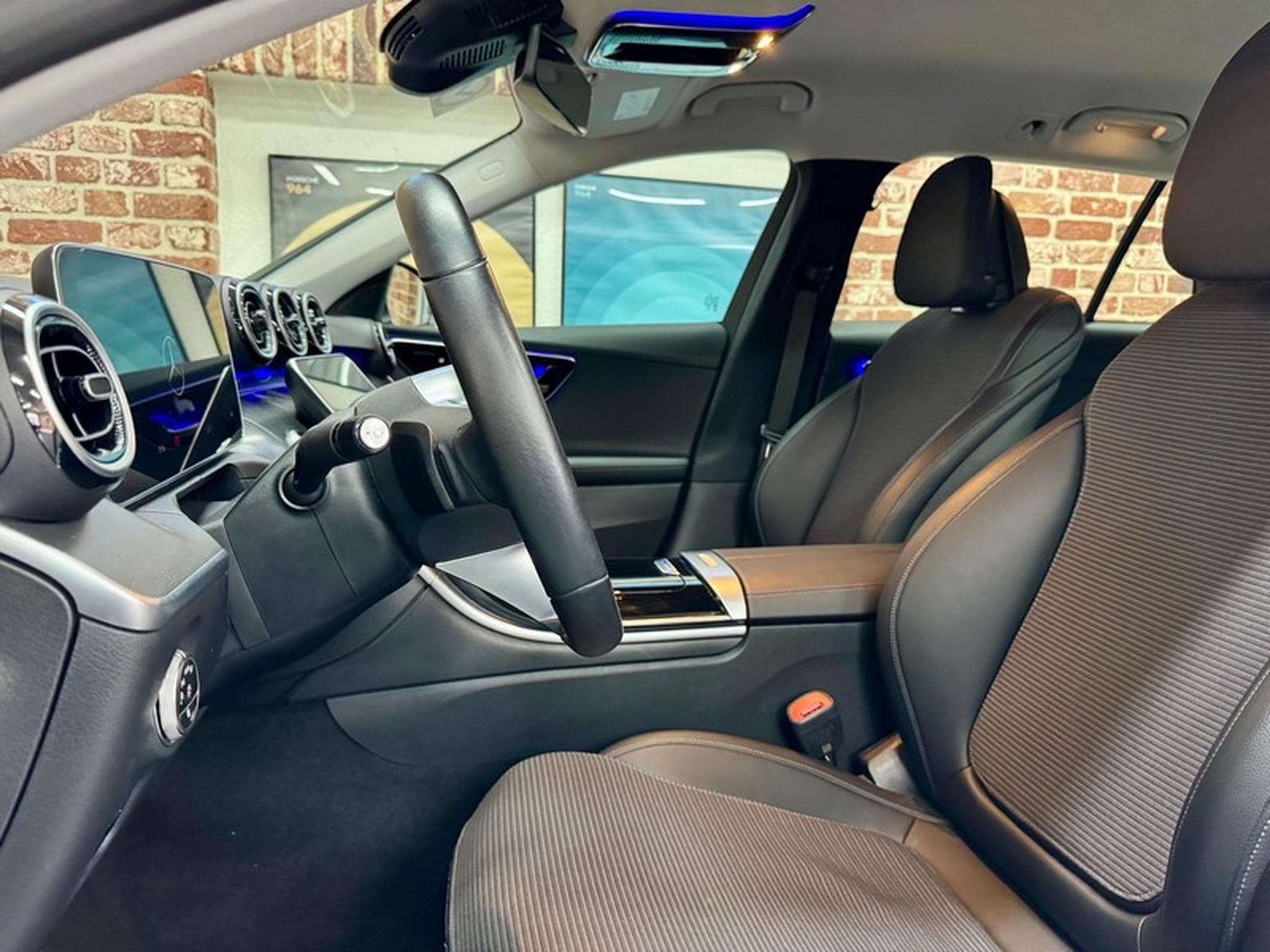 Mercedes C 200 C 200d break 2.0 163cv Auto 9G Camera/Navi (2024) - Photo 5