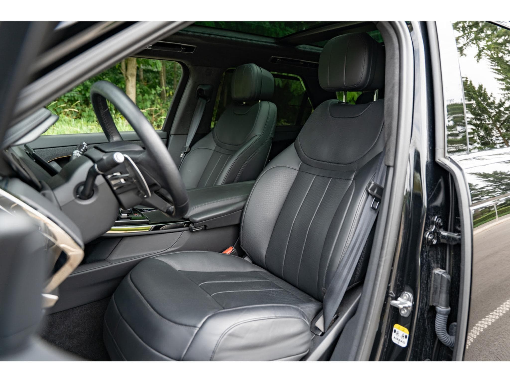 Land-Rover Range Rover Sport P55Oe Autobiography - Carbon Rim - Panoramic Roof - Meridian (2024) - Photo 10