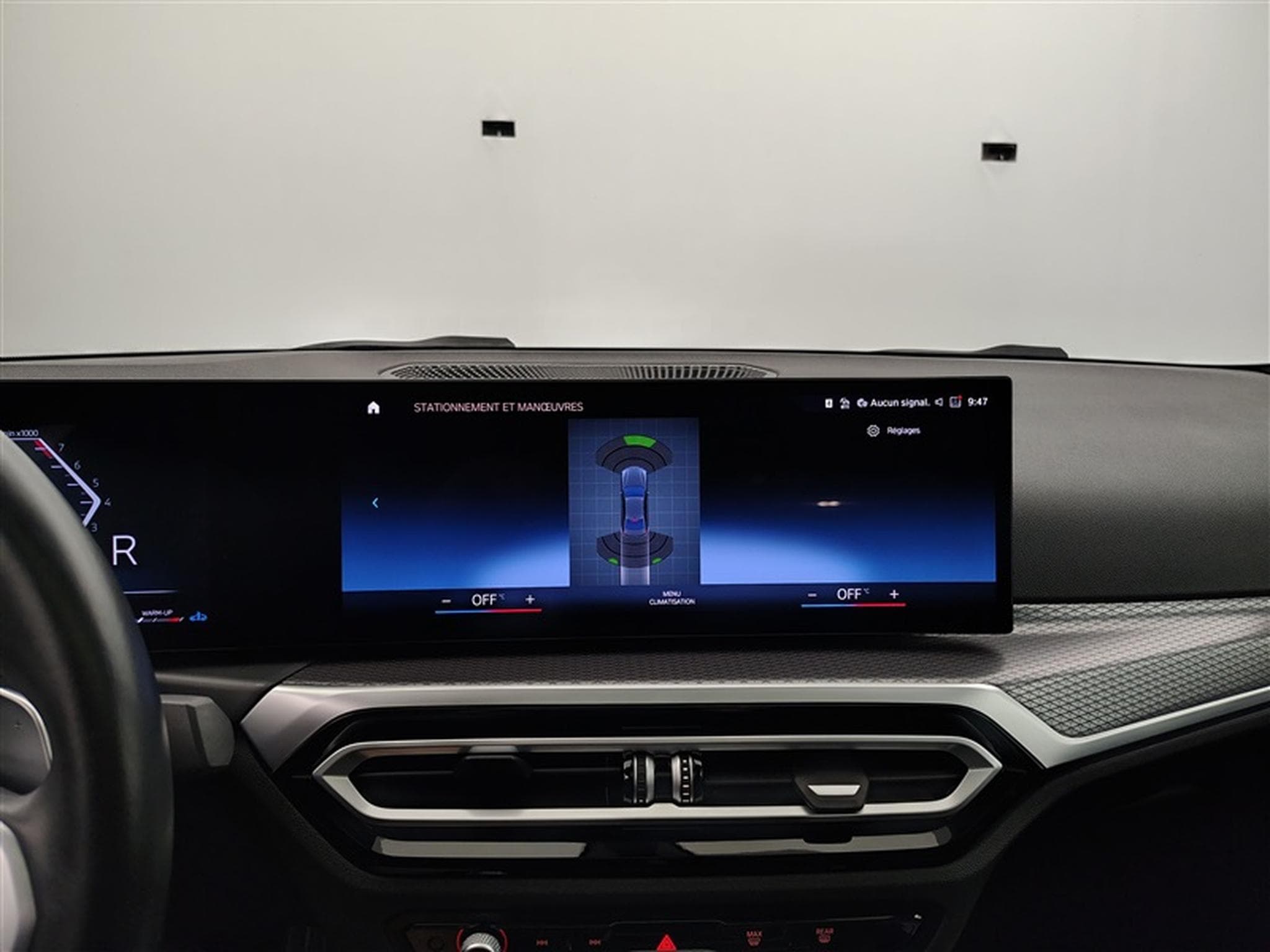 BMW 318 318iA OPF PACK M (2024) - Photo 18