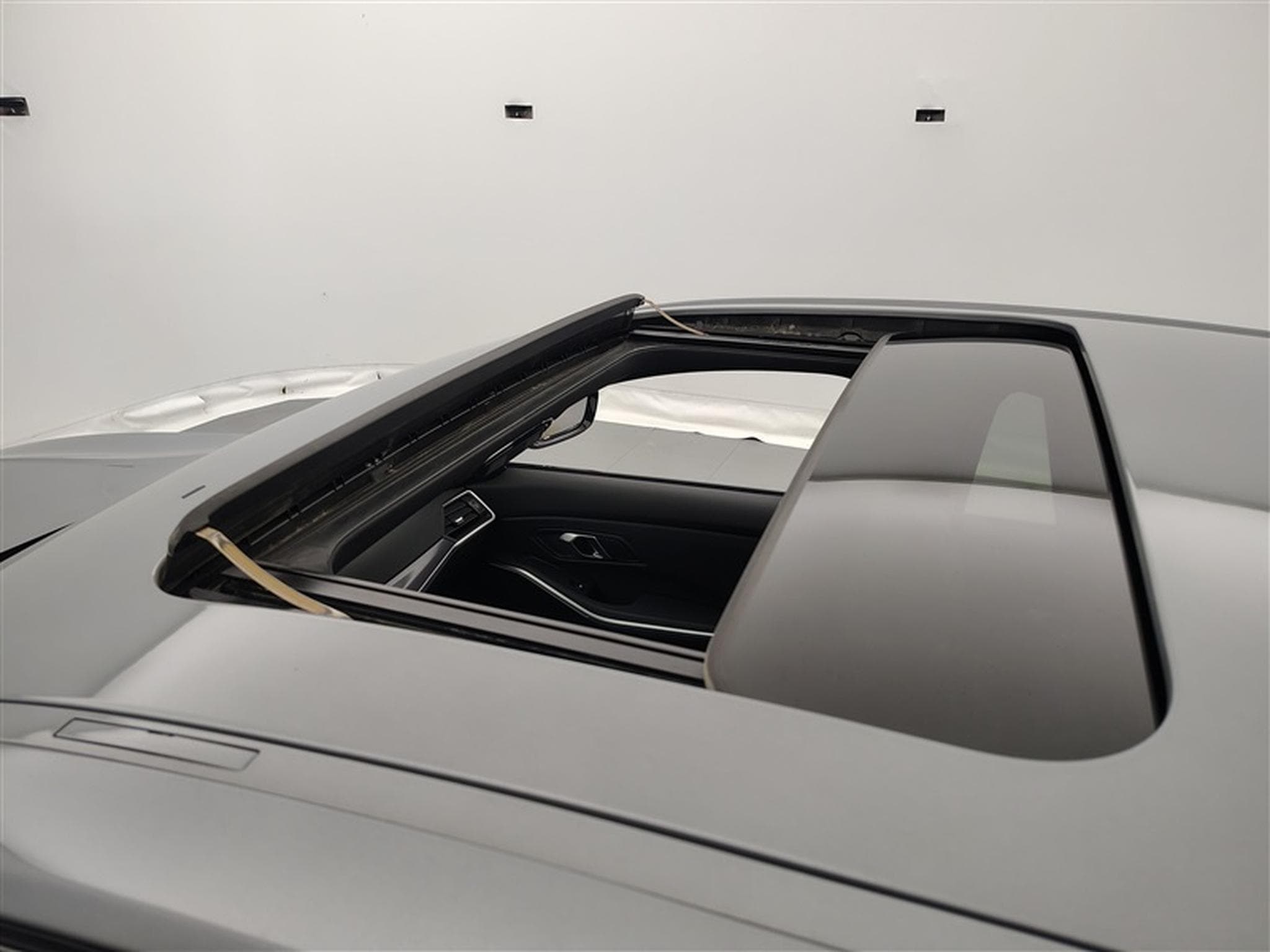 BMW 318 318iA OPF PACK M (2024) - Photo 19