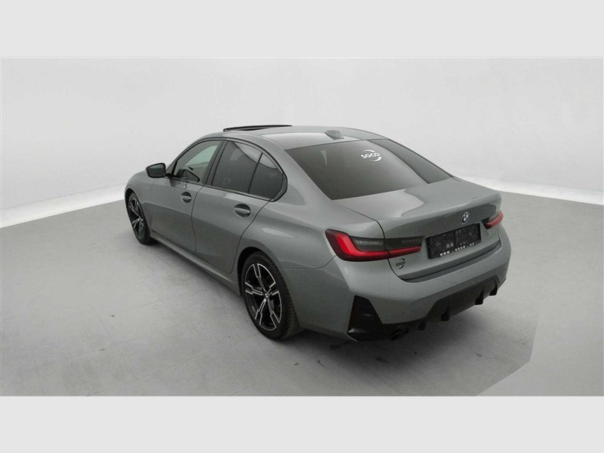 BMW 318 318iA OPF PACK M (2024) - Photo 2