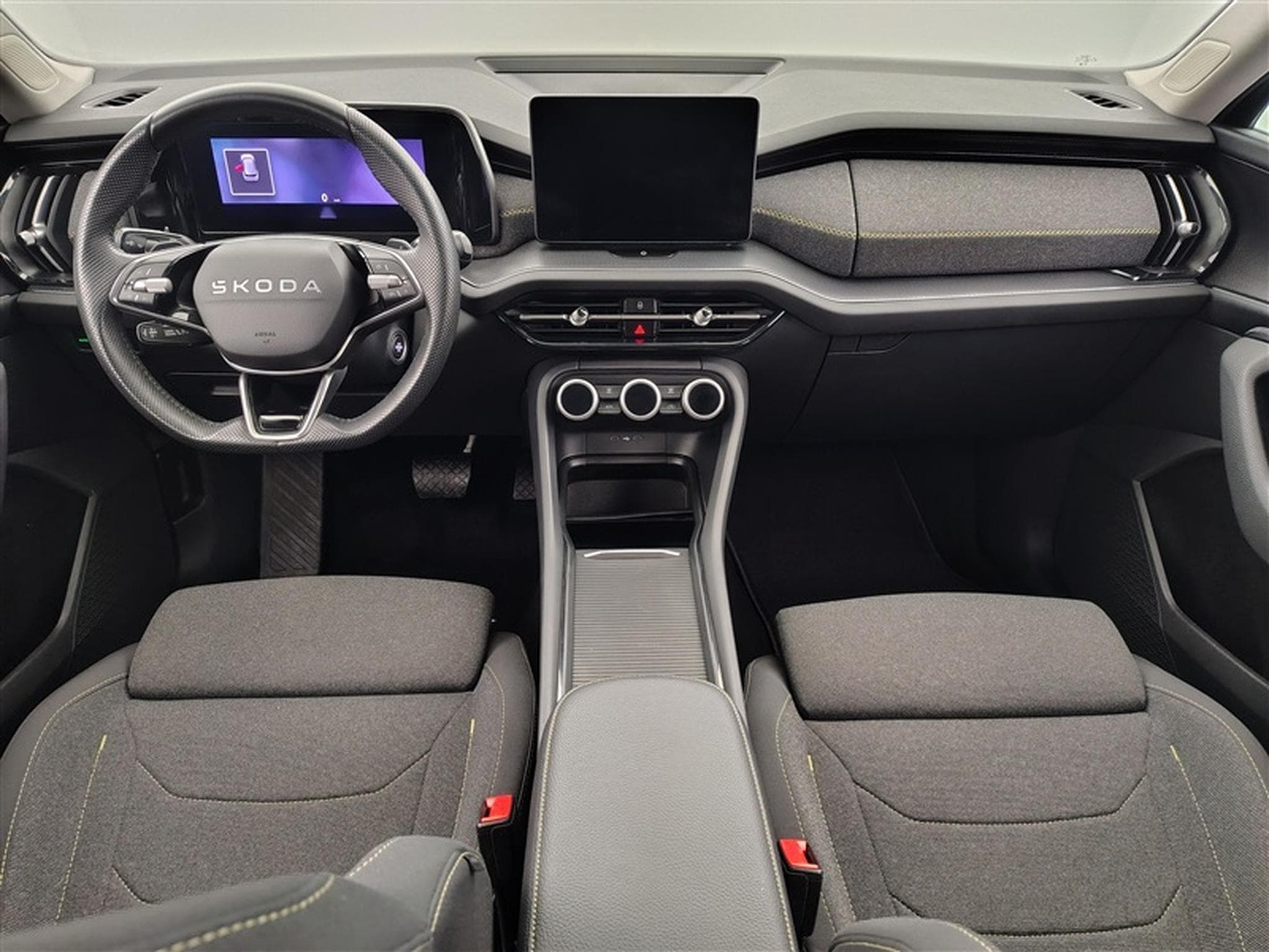 Skoda Kodiaq 1.5 TSI m-HEV 150Cv DSG Selection 7PL / CARPLAY / CAMERA (2025) - Photo 8