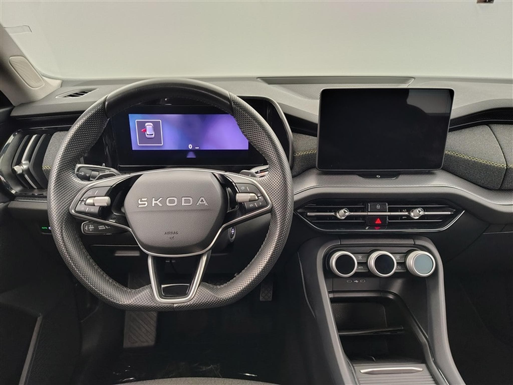 Skoda Kodiaq 1.5 TSI m-HEV 150Cv DSG Selection 7PL / CARPLAY / CAMERA (2025) - Photo 9