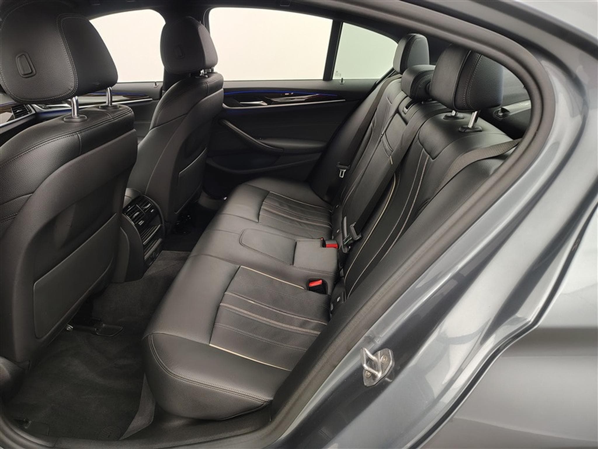 BMW 530 530eA PHEV Performance (2019) - Photo 13