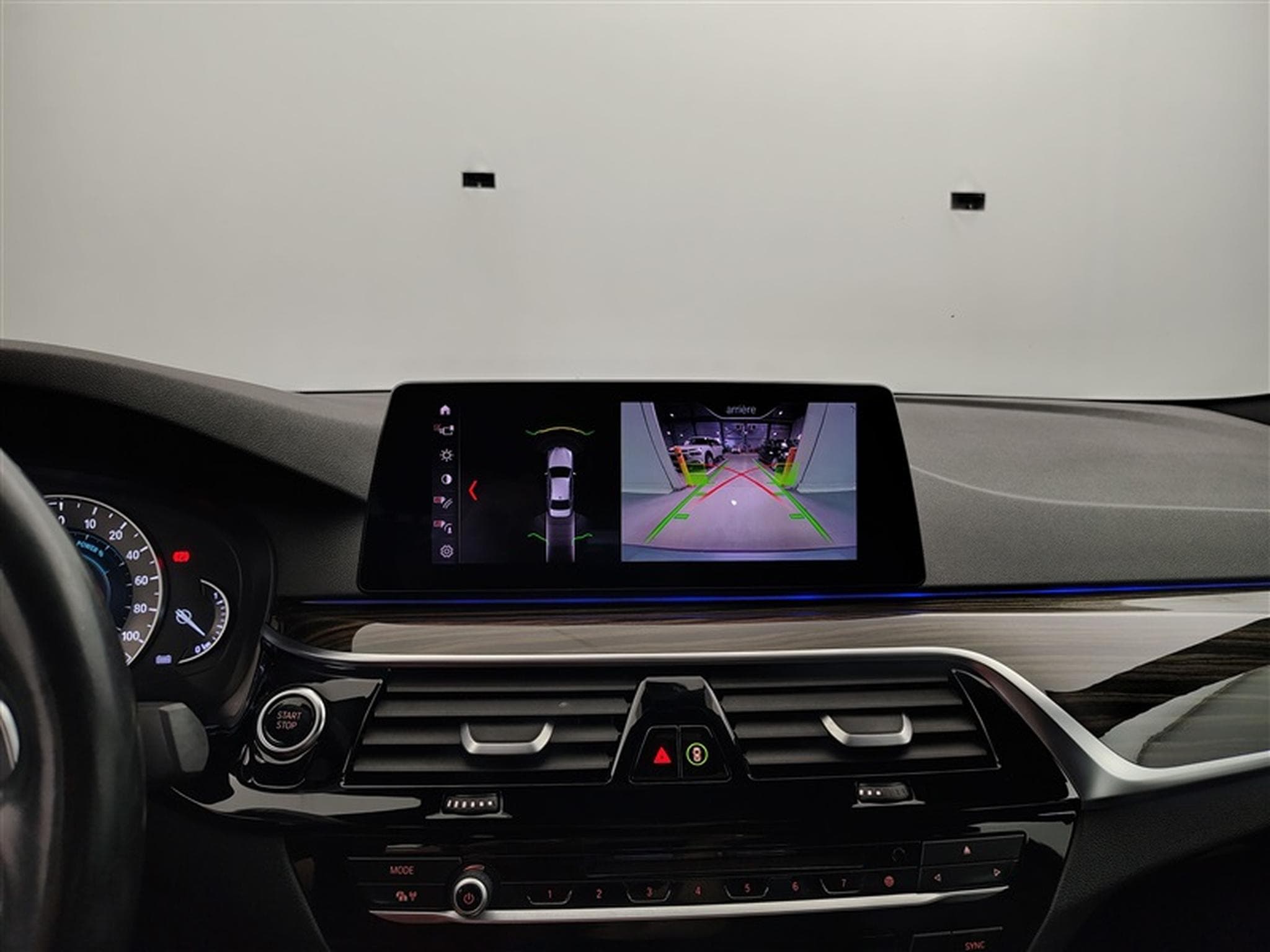 BMW 530 530eA PHEV Performance (2019) - Photo 18