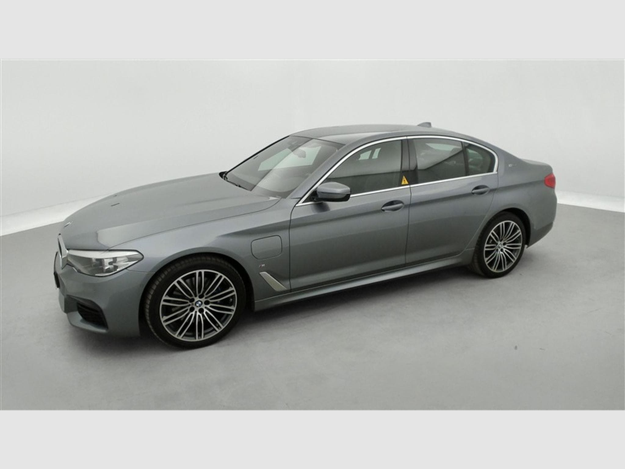 BMW 530 530eA PHEV Performance (2019) - Photo 20