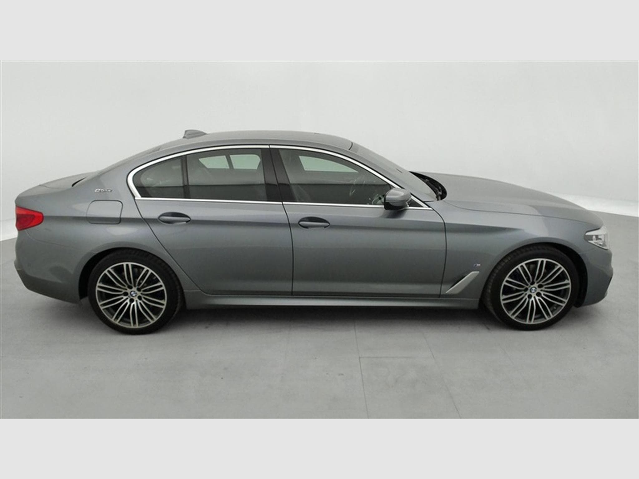 BMW 530 530eA PHEV Performance (2019) - Photo 23