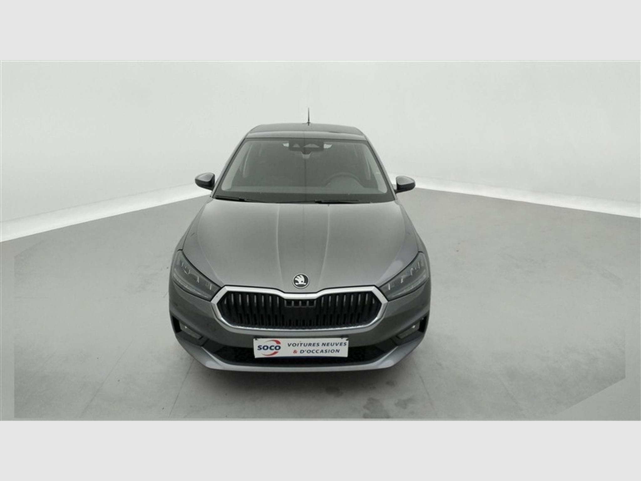 Skoda Fabia 1.0i Selection CARPLAY / FULL LED / KEYLESS / PDC AR (2026) - Photo 4