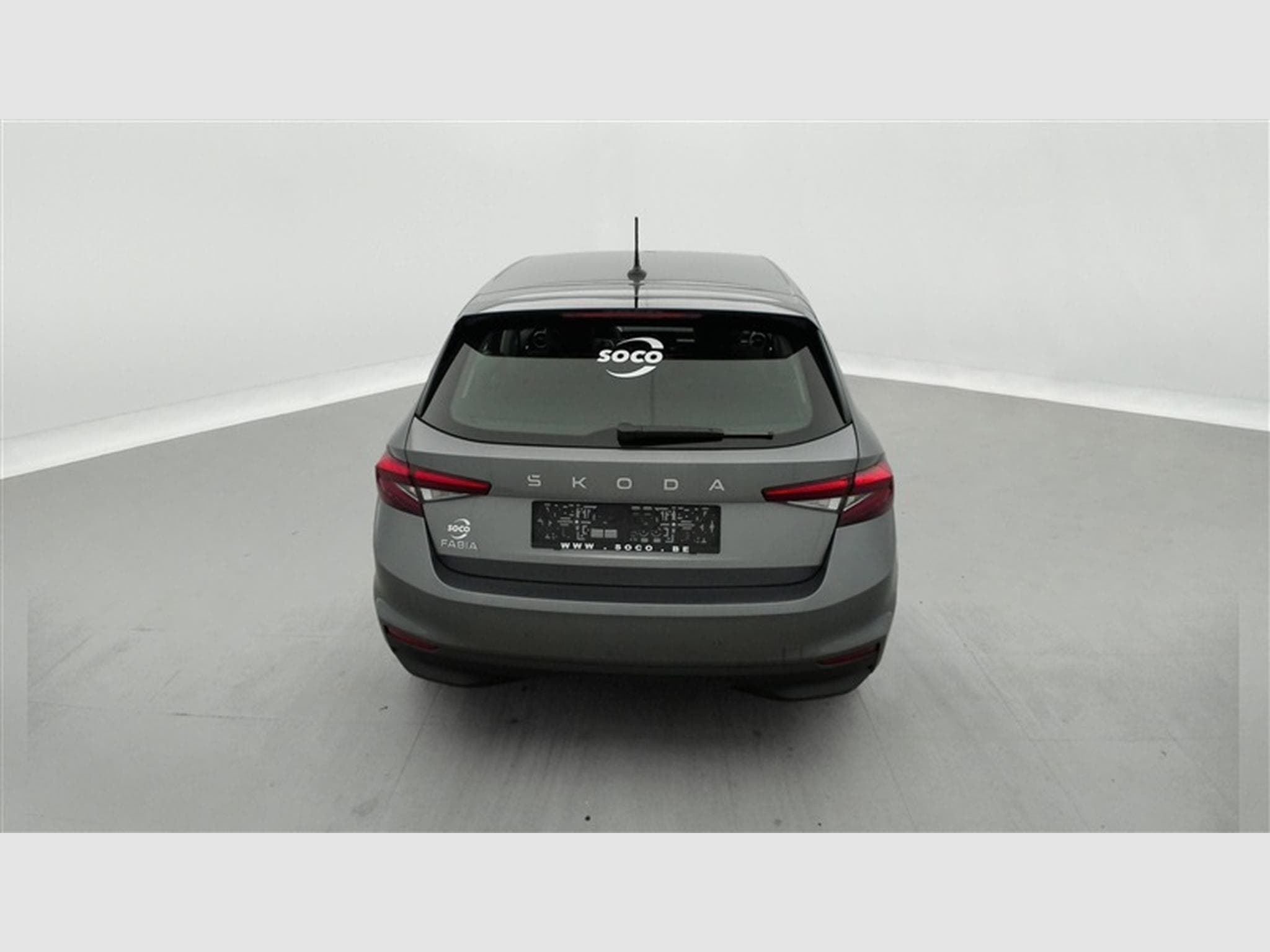 Skoda Fabia 1.0i Selection CARPLAY / FULL LED / KEYLESS / PDC AR (2026) - Photo 5