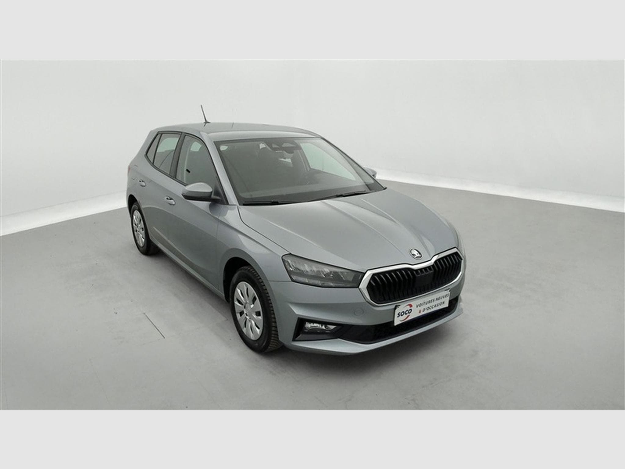 Skoda Fabia 1.0i Selection CARPLAY / FULL LED / KEYLESS / PDC AR (2026) - Photo 23