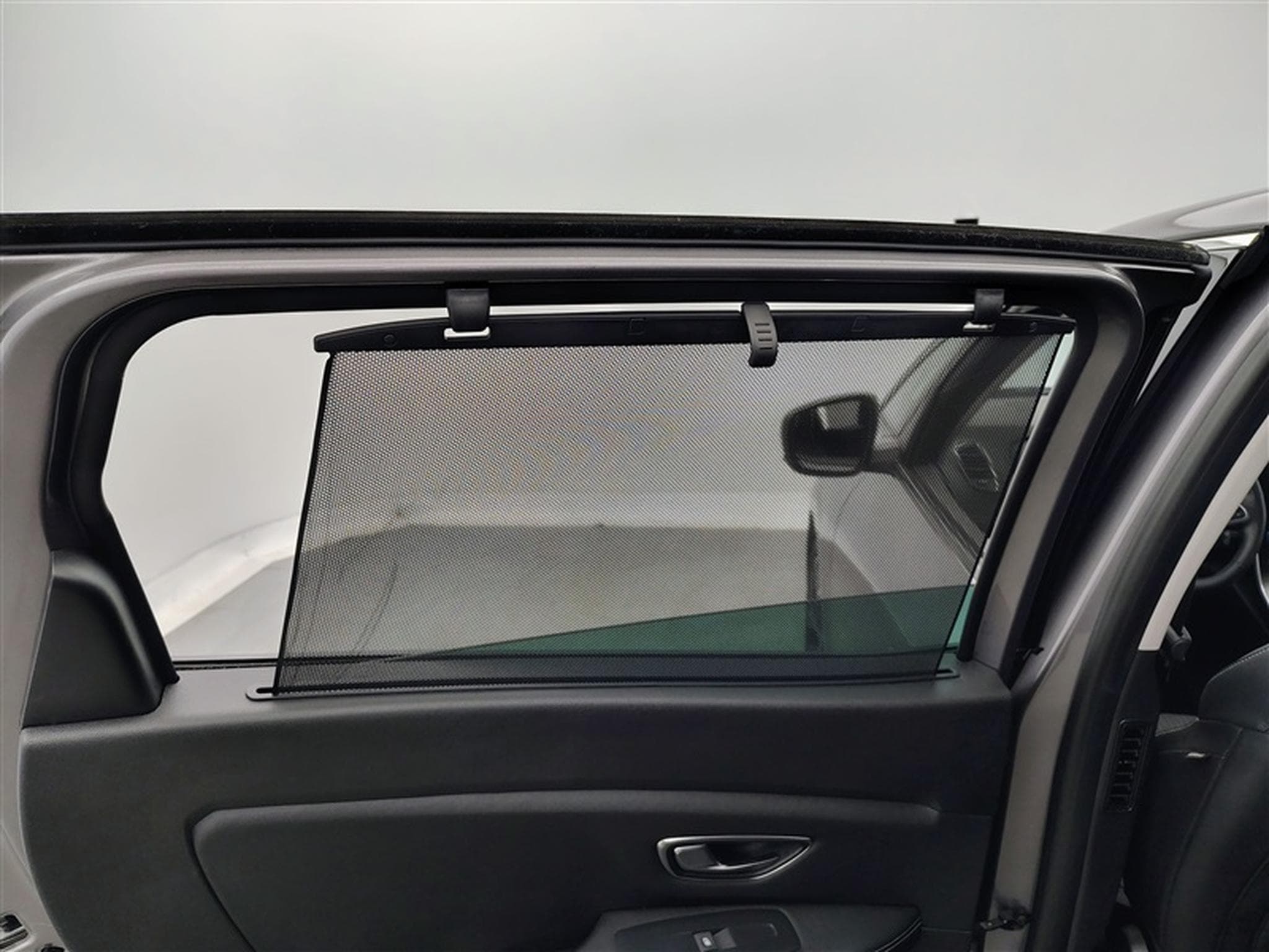 Renault Scenic 1.33 TCe Intens EDC 7 Pl  Navi / Led / PDC av+ar (2023) - Photo 19
