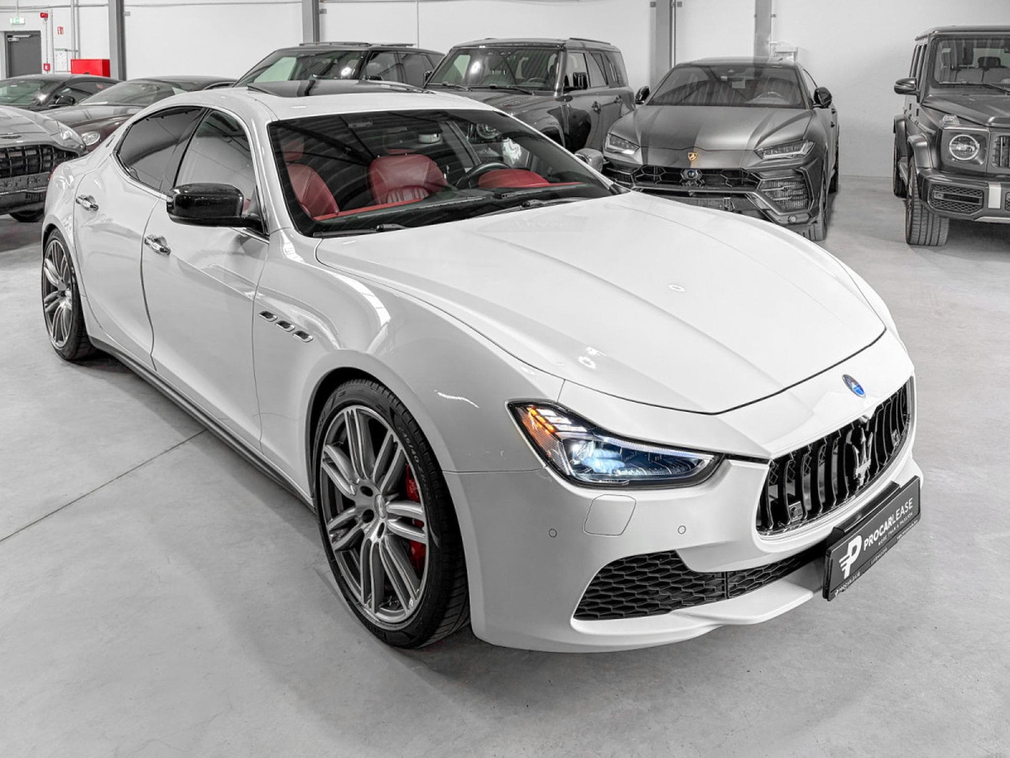 Maserati Ghibli 3.0 V6 S  Q4 Automatik/ Xénon/Camera/Carbonne/20/Leder/VOLL (2016) - Photo 5