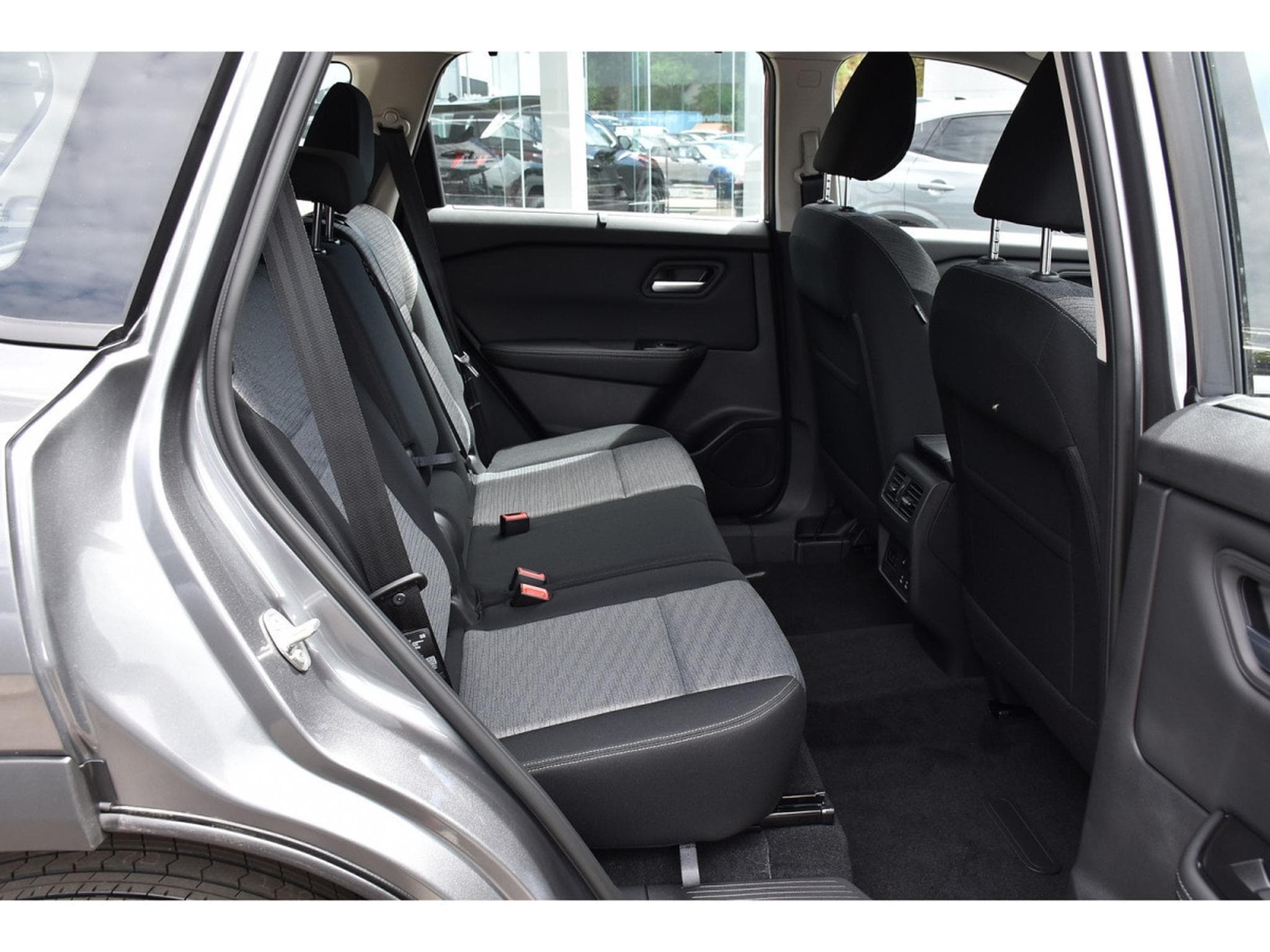 Nissan X-Trail 1.5 MHEV X-Tronic 7PL. SG CHFF ACC LANE SIDE CAM NEUF (2026) - Foto 8