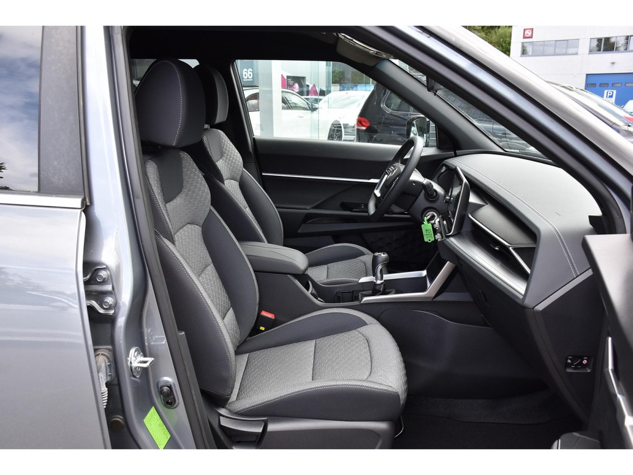 Ssangyong Torres 1.5 T-GDI 2WD Road REGUL CARPLAY LANE CAM NEUF (2025) - Photo 6