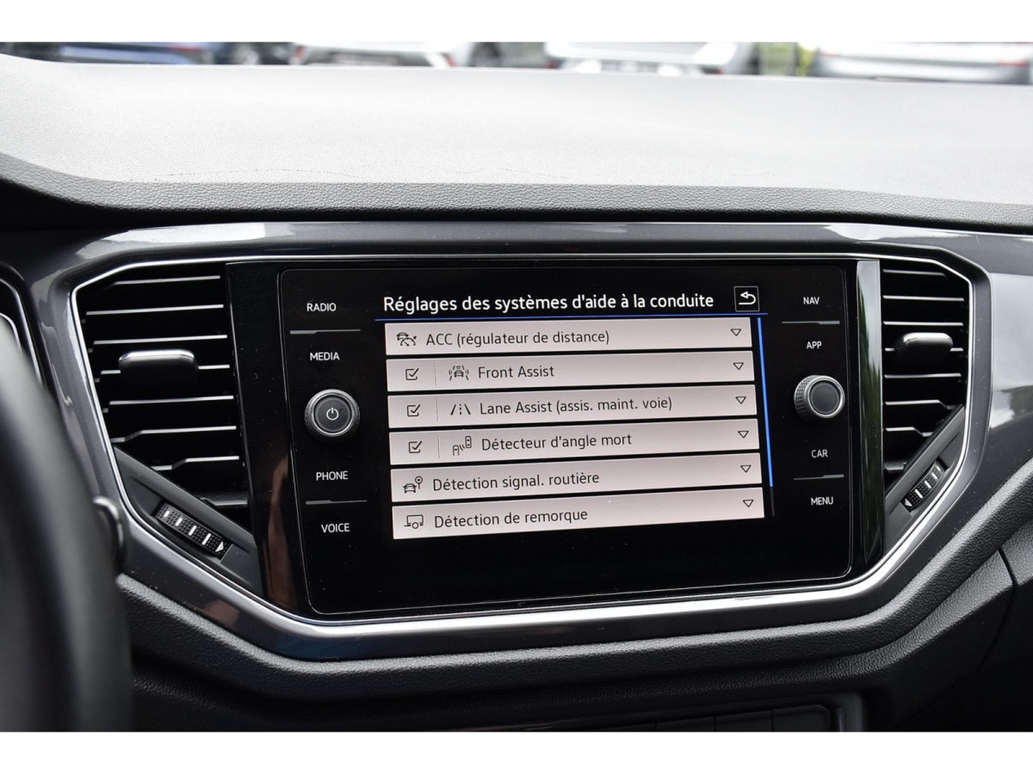 VW T-Roc 1.5 TSI Sport DSG ACC LANE SIDE GPS CAM ATT RMQ 1° MAIN (2022) - Photo 15