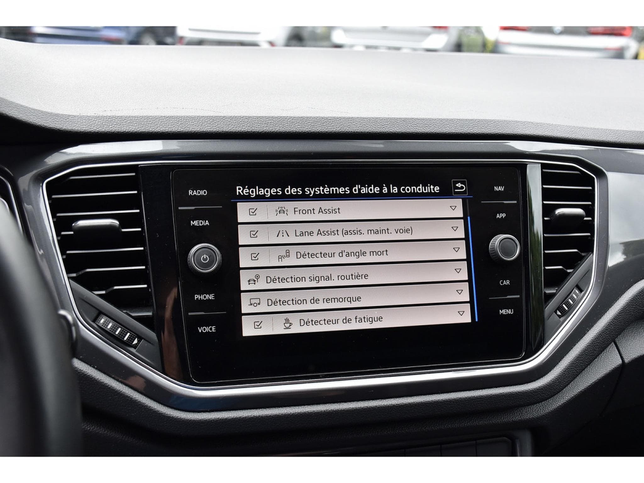 VW T-Roc 1.5 TSI Sport DSG ACC LANE SIDE GPS CAM ATT RMQ 1° MAIN (2022) - Photo 16