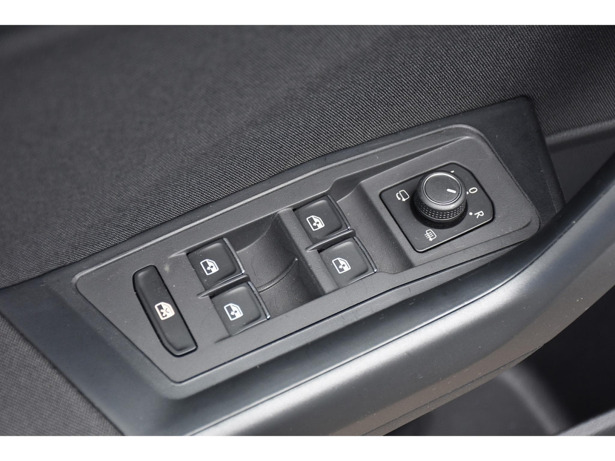 VW T-Roc 1.5 TSI Sport DSG ACC LANE SIDE GPS CAM ATT RMQ 1° MAIN (2022) - Photo 23