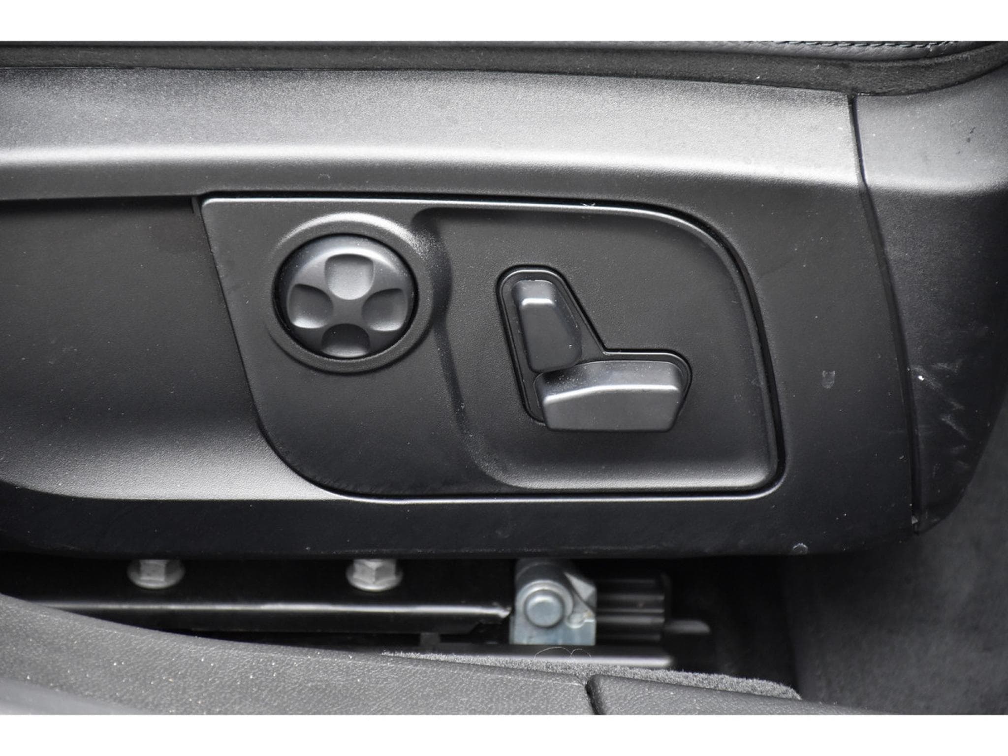 Maserati Ghibli 3.0 V6 BiTurbo Ribelle CUIR MEMO GPS KEYLESS (2018) - Photo 19