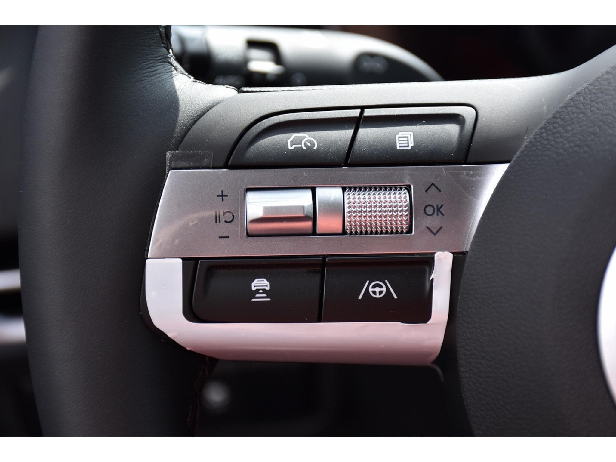 Hyundai Tucson 1.6 T-GDI Feel 7DCT ACC SIDE GPS JA18'' NEUF (2026) - Photo 21