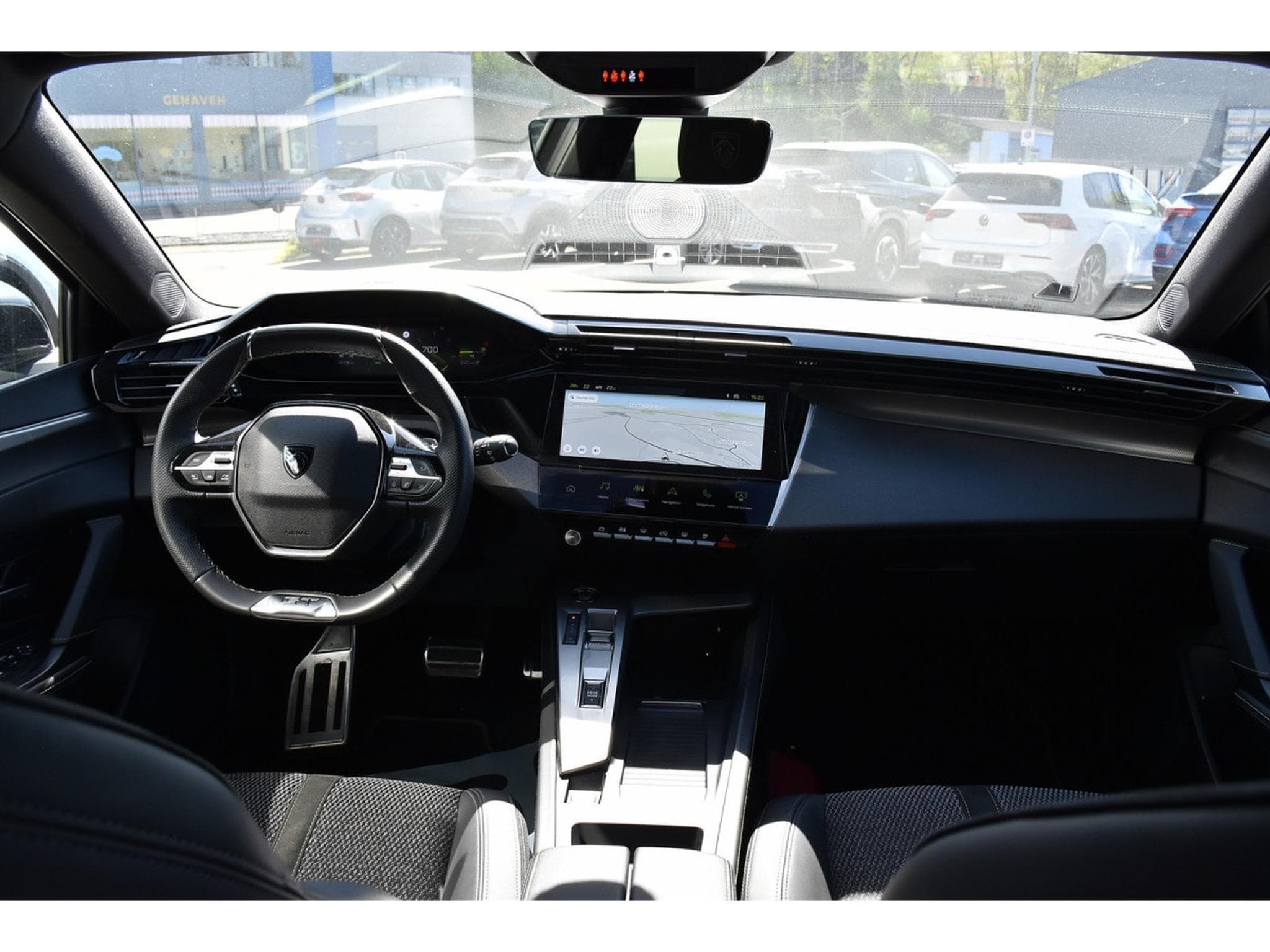 Peugeot 308 1.2 PureTech GT EAT8 REGUL LANE GPS CAM 1° MAIN (2024) - Photo 9