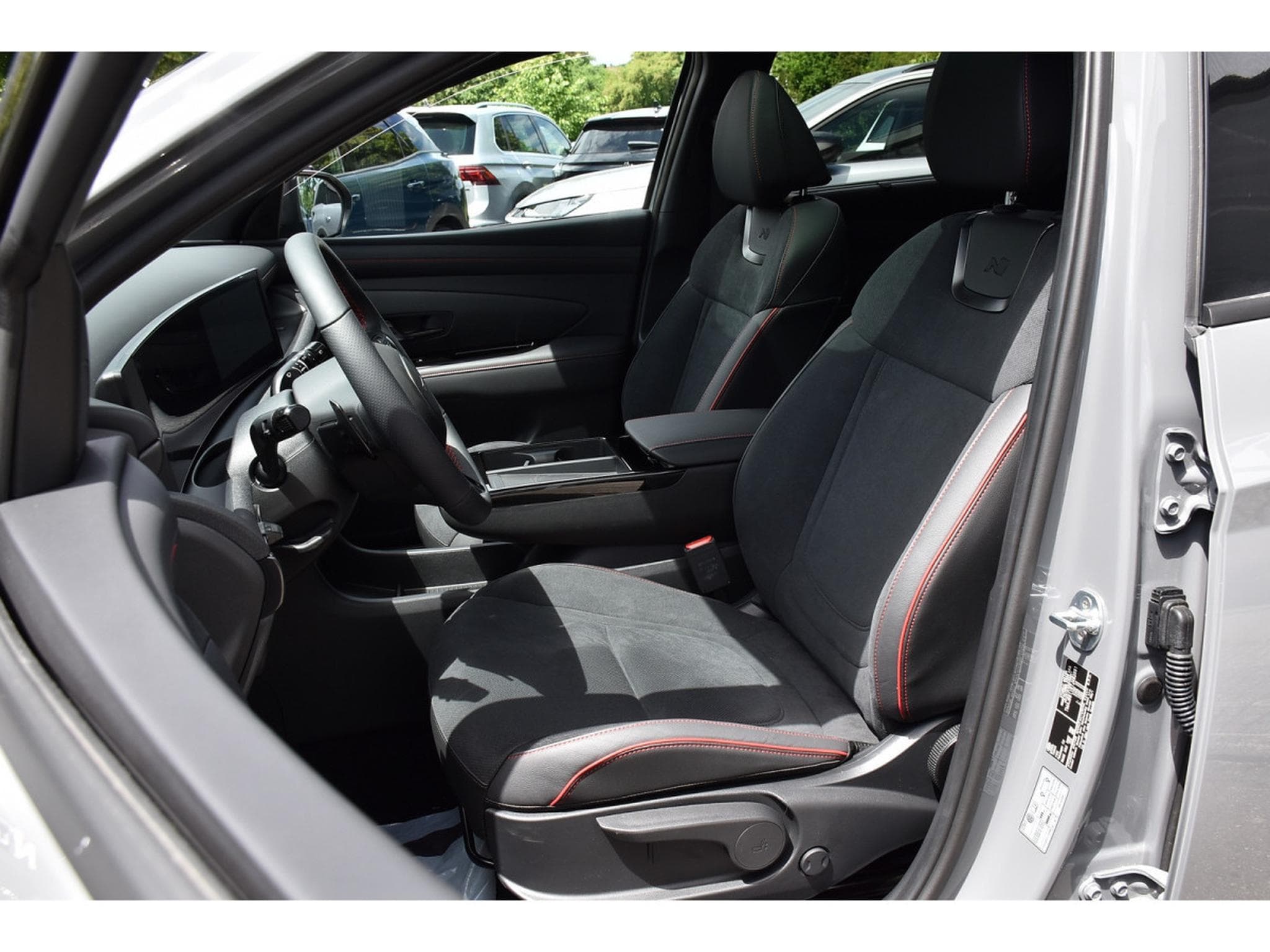 Hyundai Tucson 1.6 T-GDI 239 HYBRID 6AT N-LINE PANO HUD KRELL NEUF (2026) - Foto 6