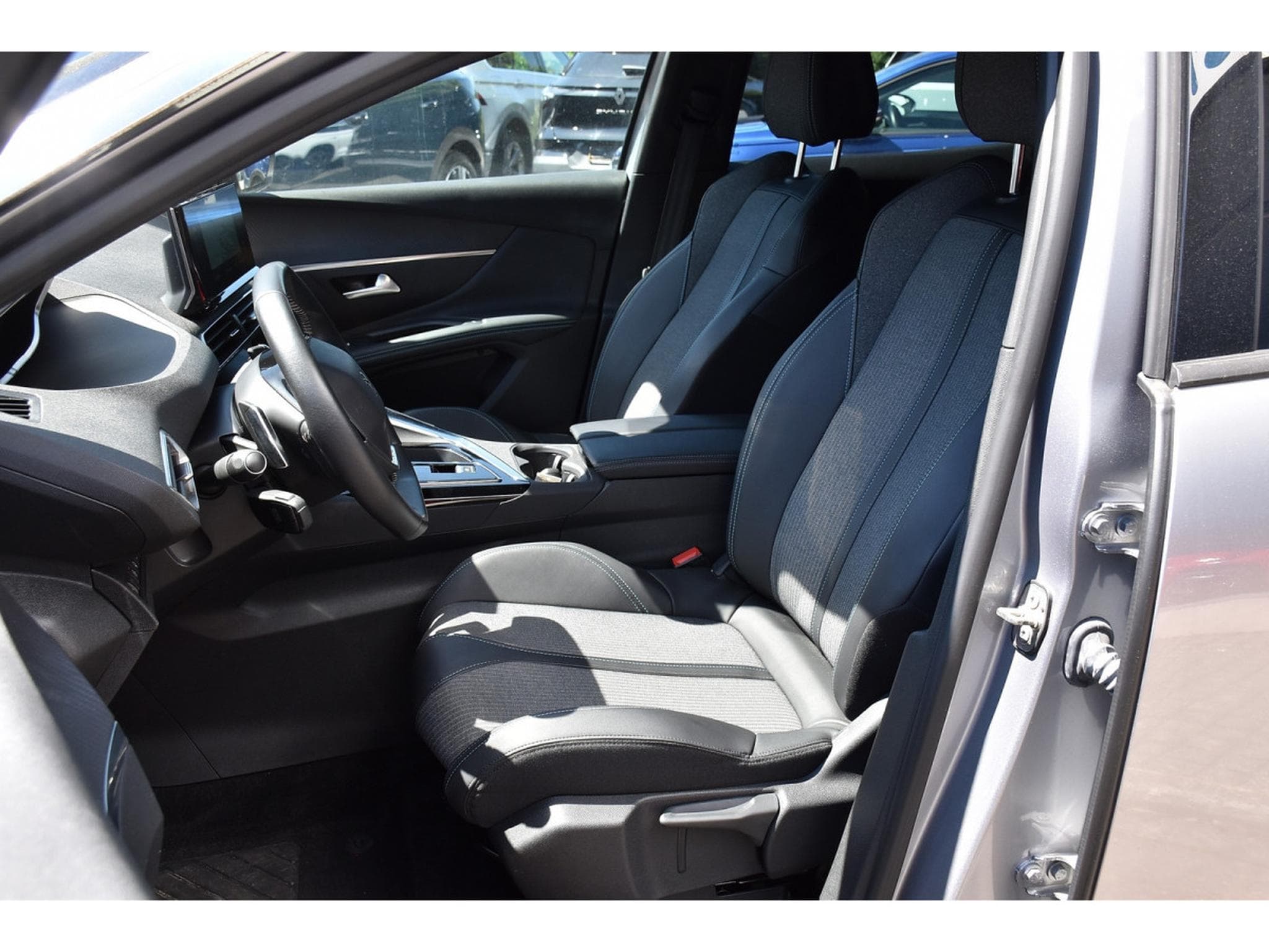 Peugeot 3008 1.6 Hybrid PHEV 180 Allure e-EAT8 ACC LANE SIDE CAM 1° MAIN (2024) - Foto 6