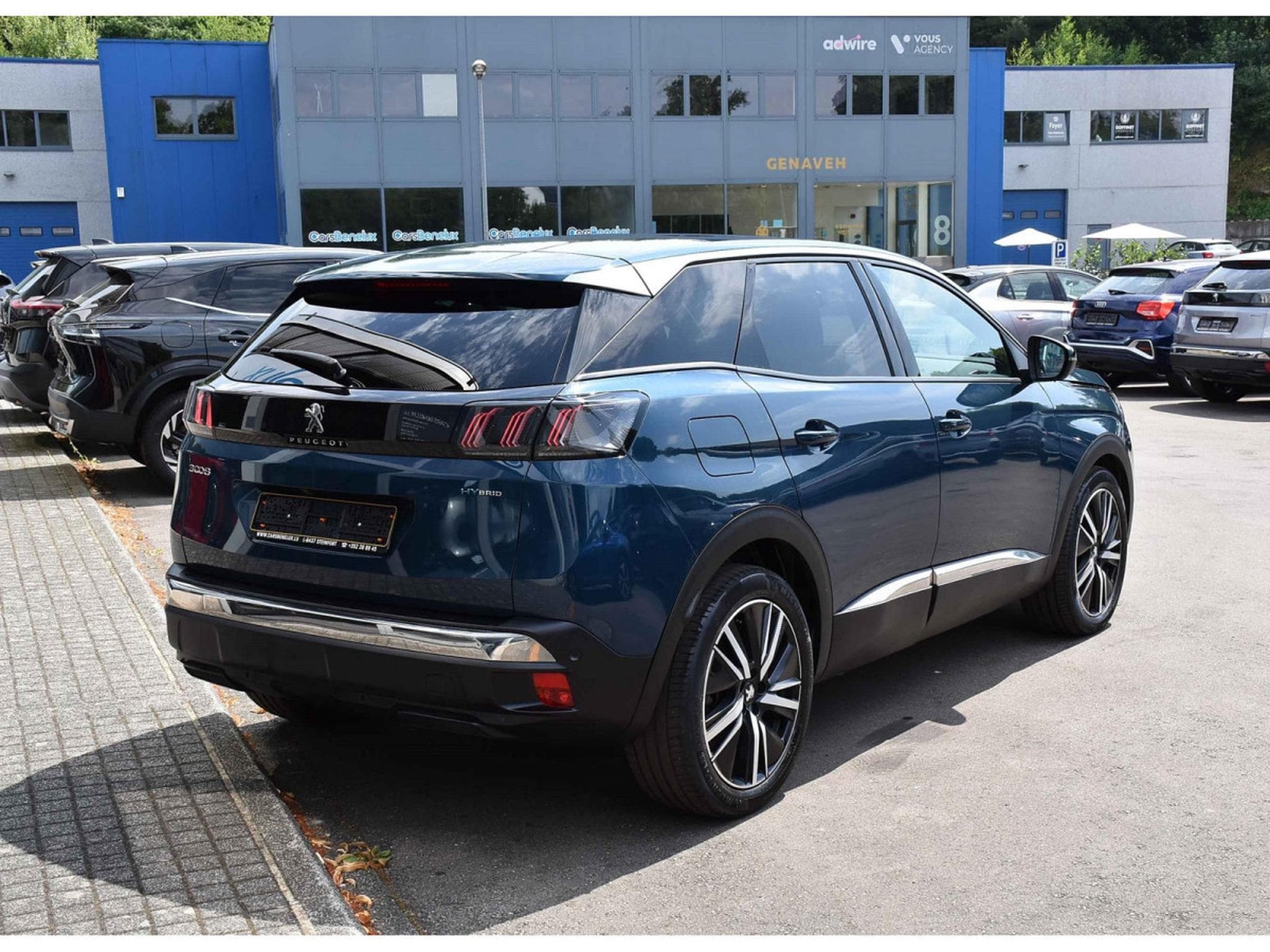 Peugeot 3008 1.6 Hybrid PHEV 180 Allure e-EAT8 ACC LANE SIDE CAM 1° MAIN (2024) - Foto 4