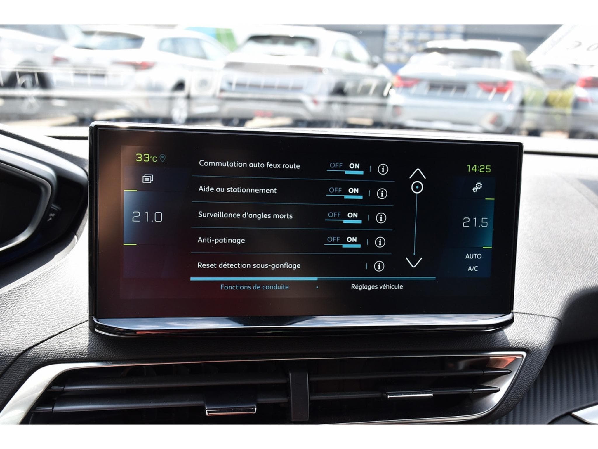 Peugeot 3008 1.6 Hybrid PHEV 180 Allure e-EAT8 ACC LANE SIDE CAM 1° MAIN (2024) - Foto 13
