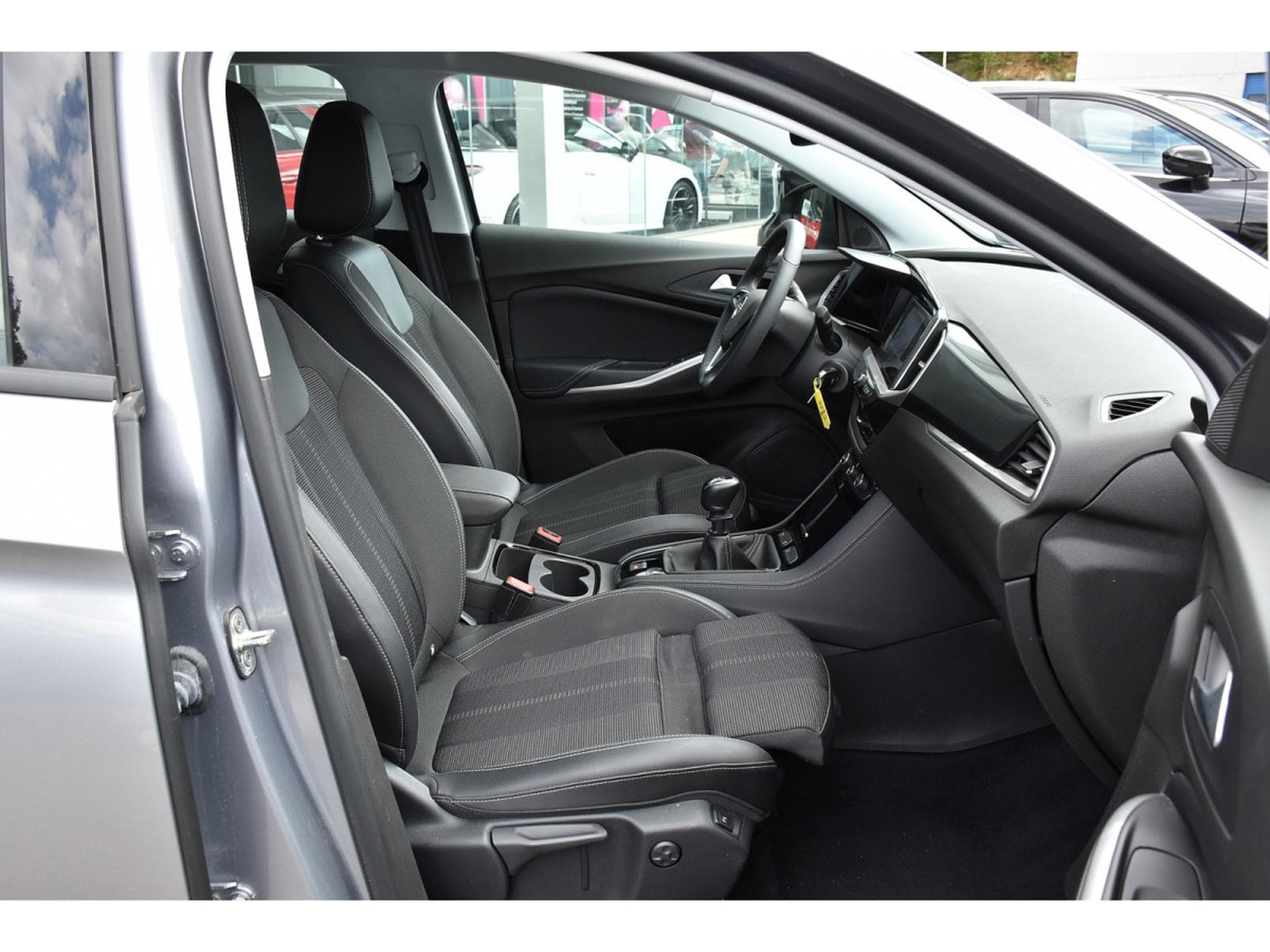 Opel Grandland 1.2 Turbo GS SG CHFF GPS LANE SIDE CAM 1° MAIN (2024) - Foto 7