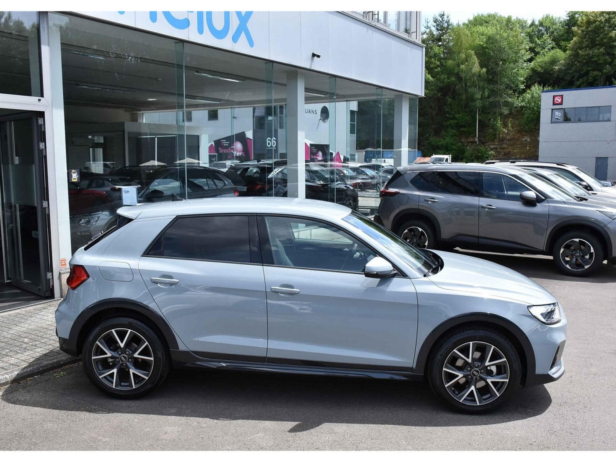 Audi A1 Allstreet 35 TFSI S-Line S-Tronic REGUL LANE GPS KEYLESS CAM (2025) - Foto 3