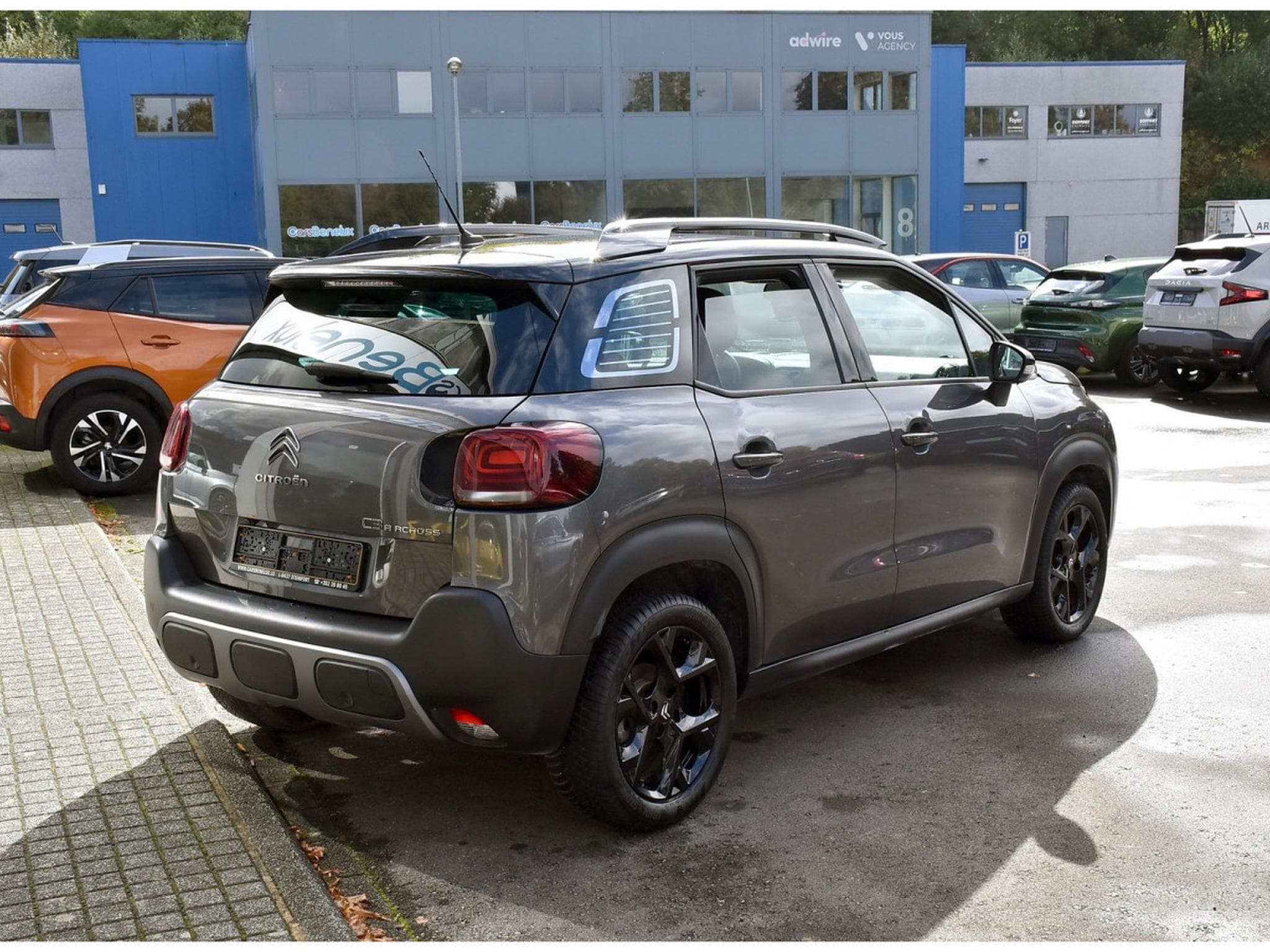 Citroën C3 Aircross 1.2 PureTech 110 MAX REGUL GPS LANE HUD GRIP CAM JA17 1°MAIN (2024) - Foto 4