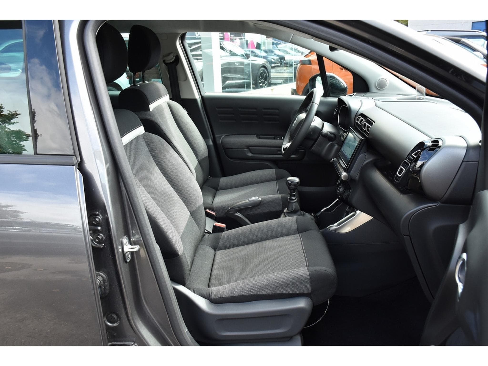 Citroën C3 Aircross 1.2 PureTech 110 MAX REGUL GPS LANE HUD GRIP CAM JA17 1°MAIN (2024) - Foto 7
