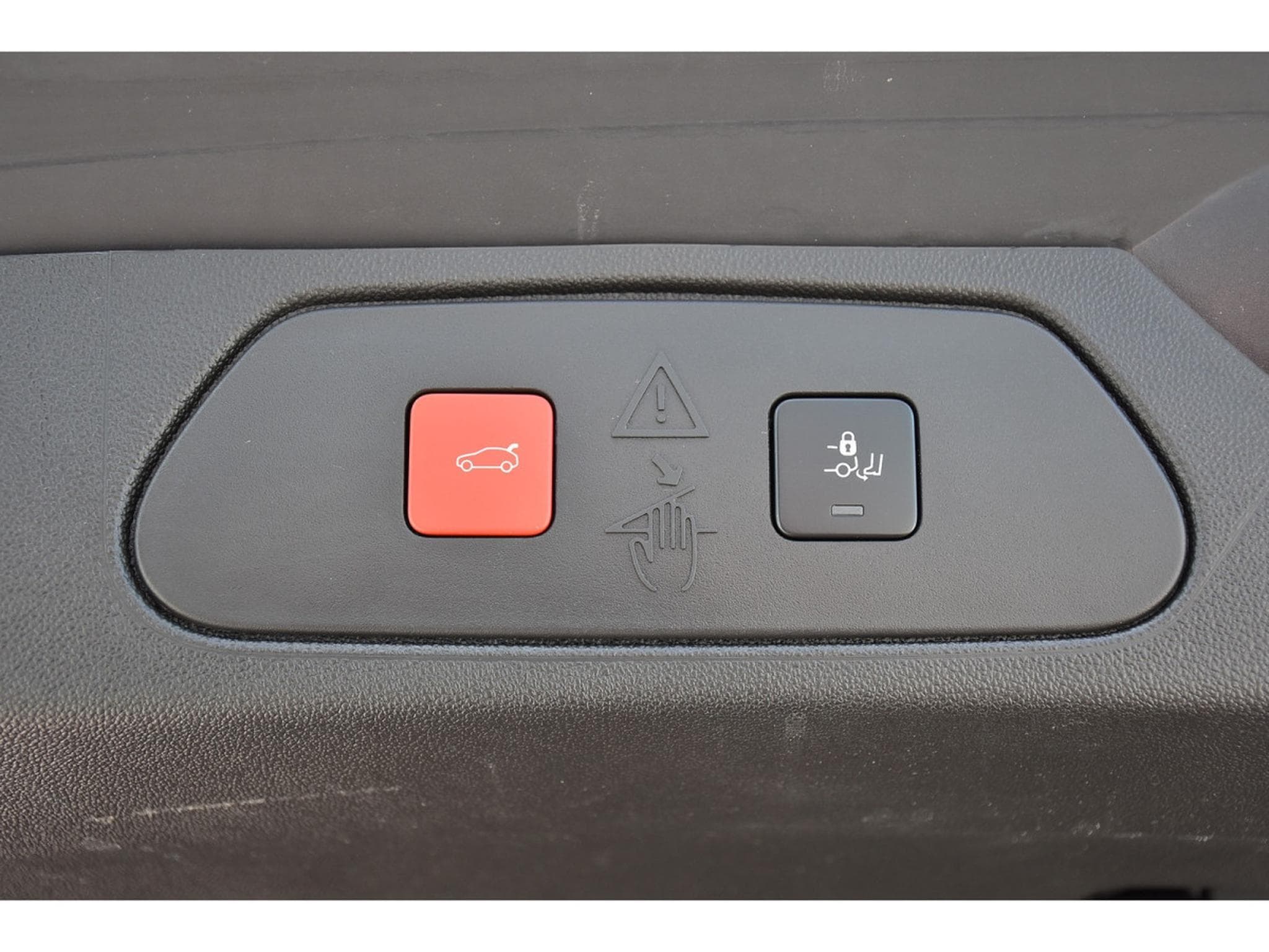Opel Grandland 1.2 Turbo GS Auto. ACC GPS LANE SIDE PARK CAM 1° MAIN (2024) - Foto 24