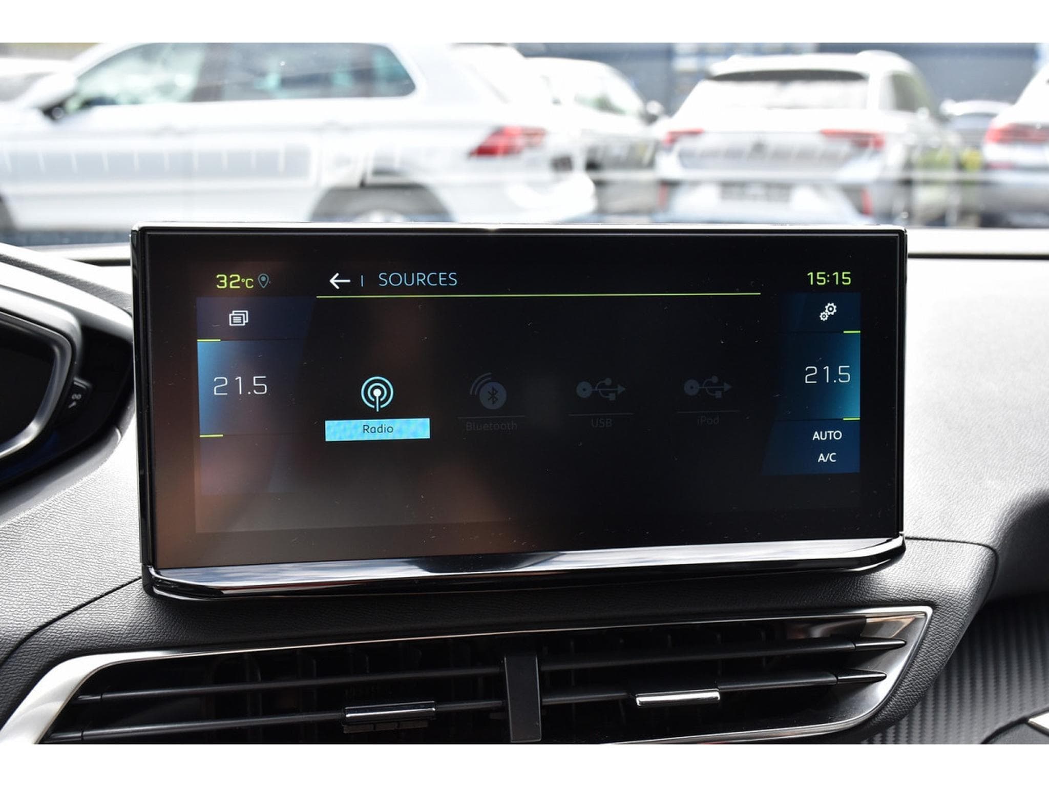 Peugeot 3008 1.6 Hybrid PHEV 180 Allure e-EAT8 ACC LANE SIDE CAM 1° MAIN (2024) - Foto 11