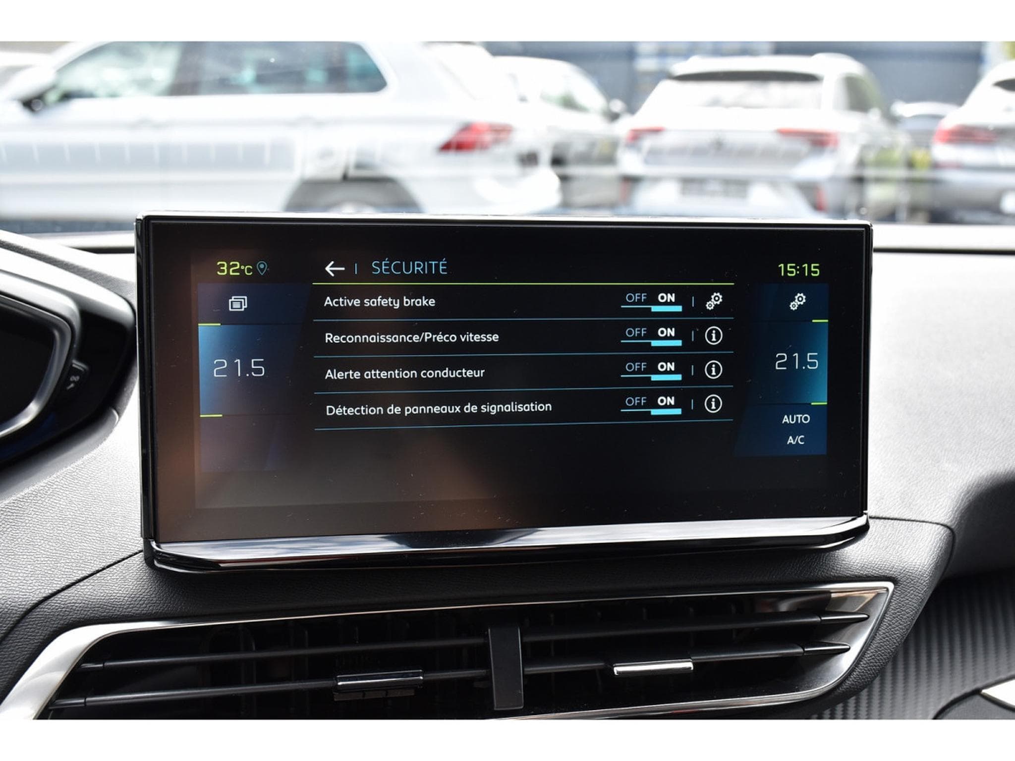 Peugeot 3008 1.6 Hybrid PHEV 180 Allure e-EAT8 ACC LANE SIDE CAM 1° MAIN (2024) - Foto 13