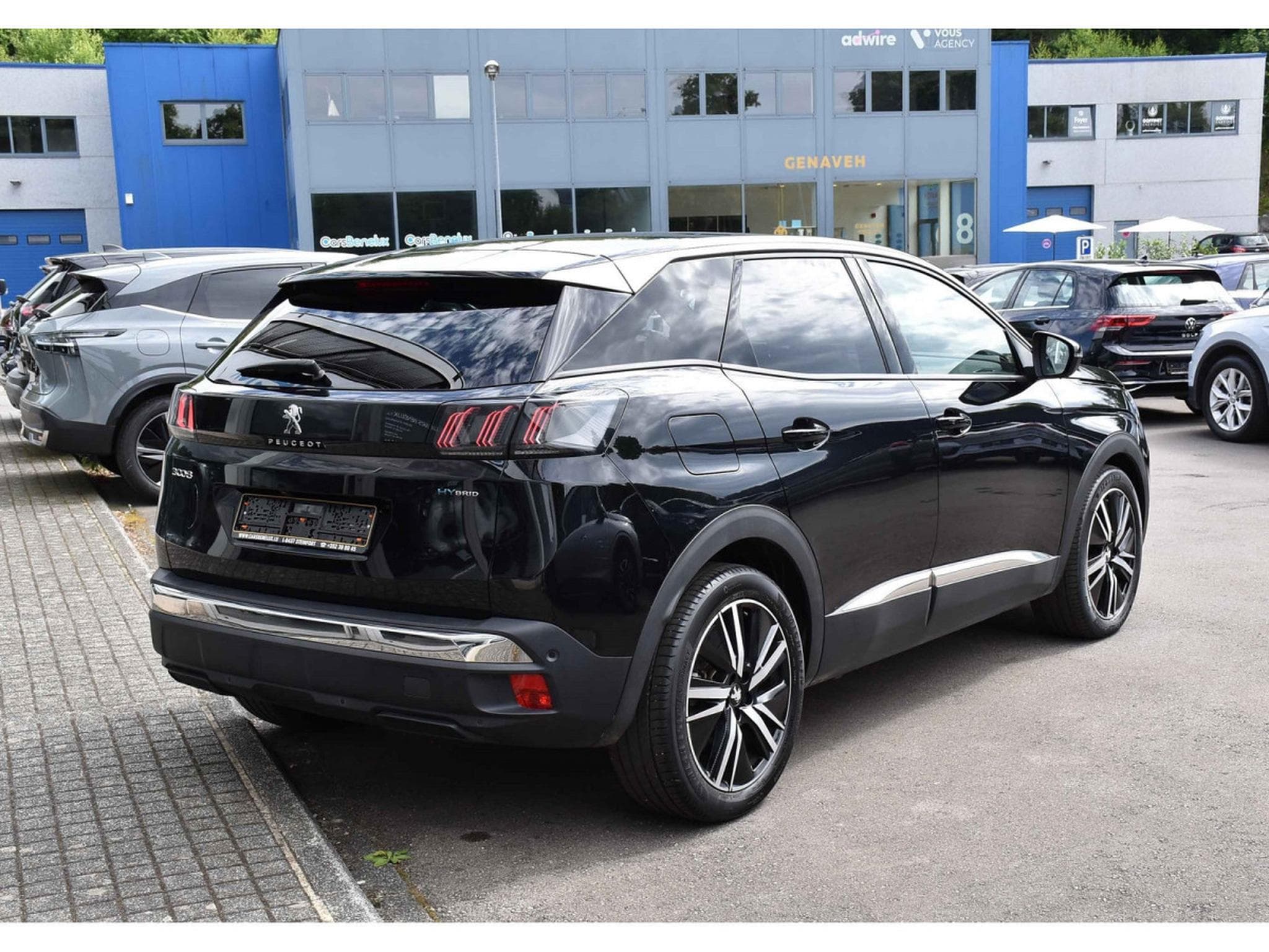 Peugeot 3008 1.6 Hybrid PHEV 180 Allure e-EAT8 ACC LANE SIDE CAM 1° MAIN (2024) - Foto 4
