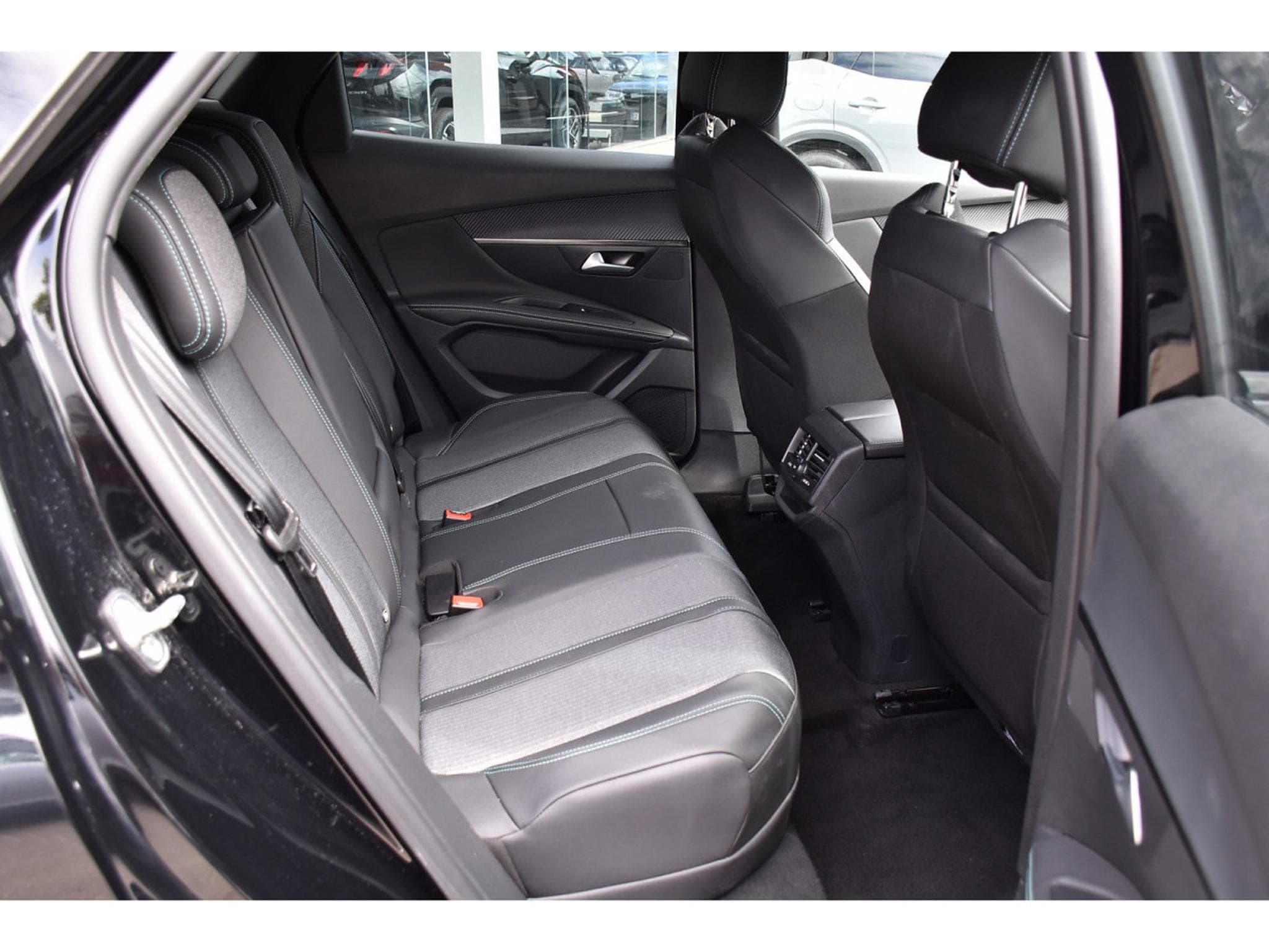 Peugeot 3008 1.6 Hybrid PHEV 180 Allure e-EAT8 ACC LANE SIDE CAM 1° MAIN (2024) - Foto 8