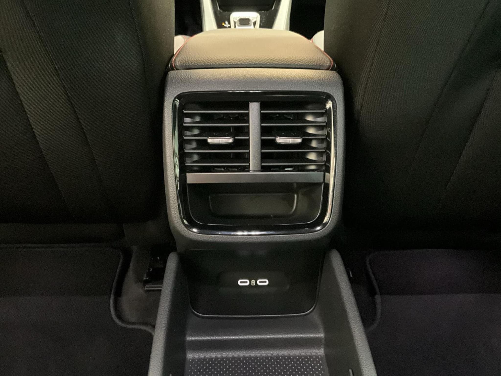 Skoda Octavia RS+DSG+LM19+P.Simply&Clever+LED+NAVI (2025) - Foto 19