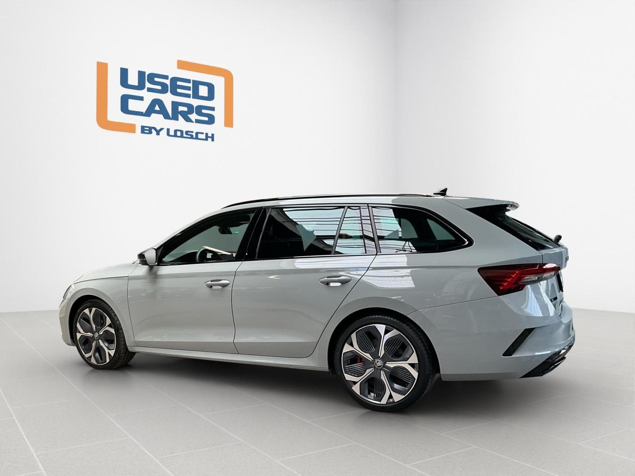Skoda Octavia RS+DSG+LM19+P.Simply&Clever+LED+NAVI (2025) - Foto 5