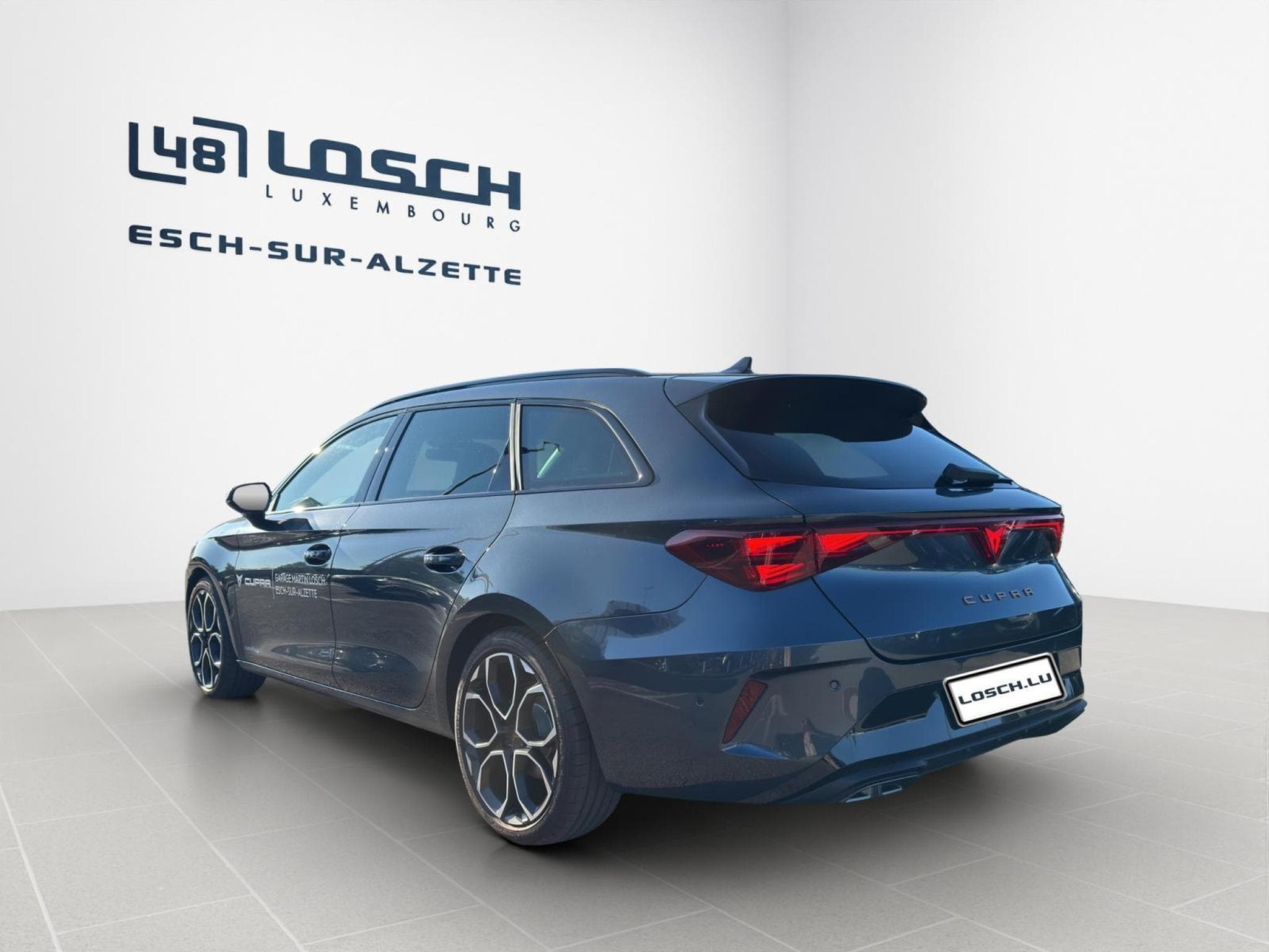 Cupra Leon Sportstourer 2.0 TSI 4Drive DSG, MATRIX, SENNHEISER, NAVI, A (2026) - Foto 5