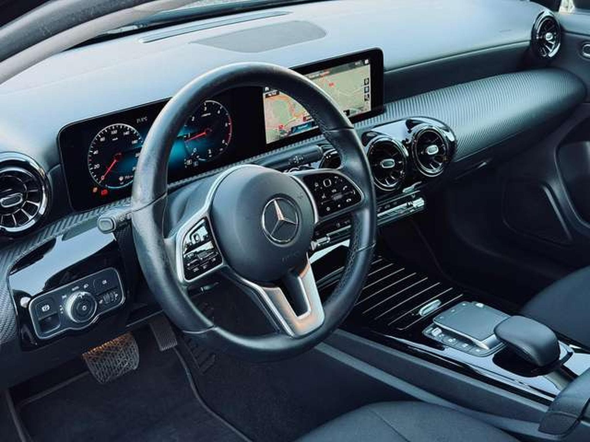 Mercedes A 200 A 200 d Business 2.0Diesel//12 Mois De Garantie✅✅✅ (2021) - Foto 10