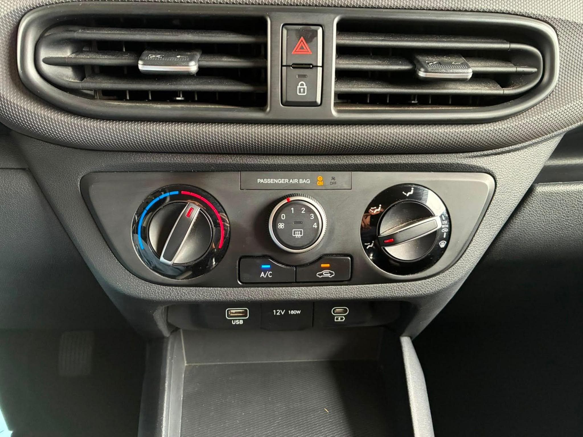 Hyundai i10 Comfort (2025) - Photo 19