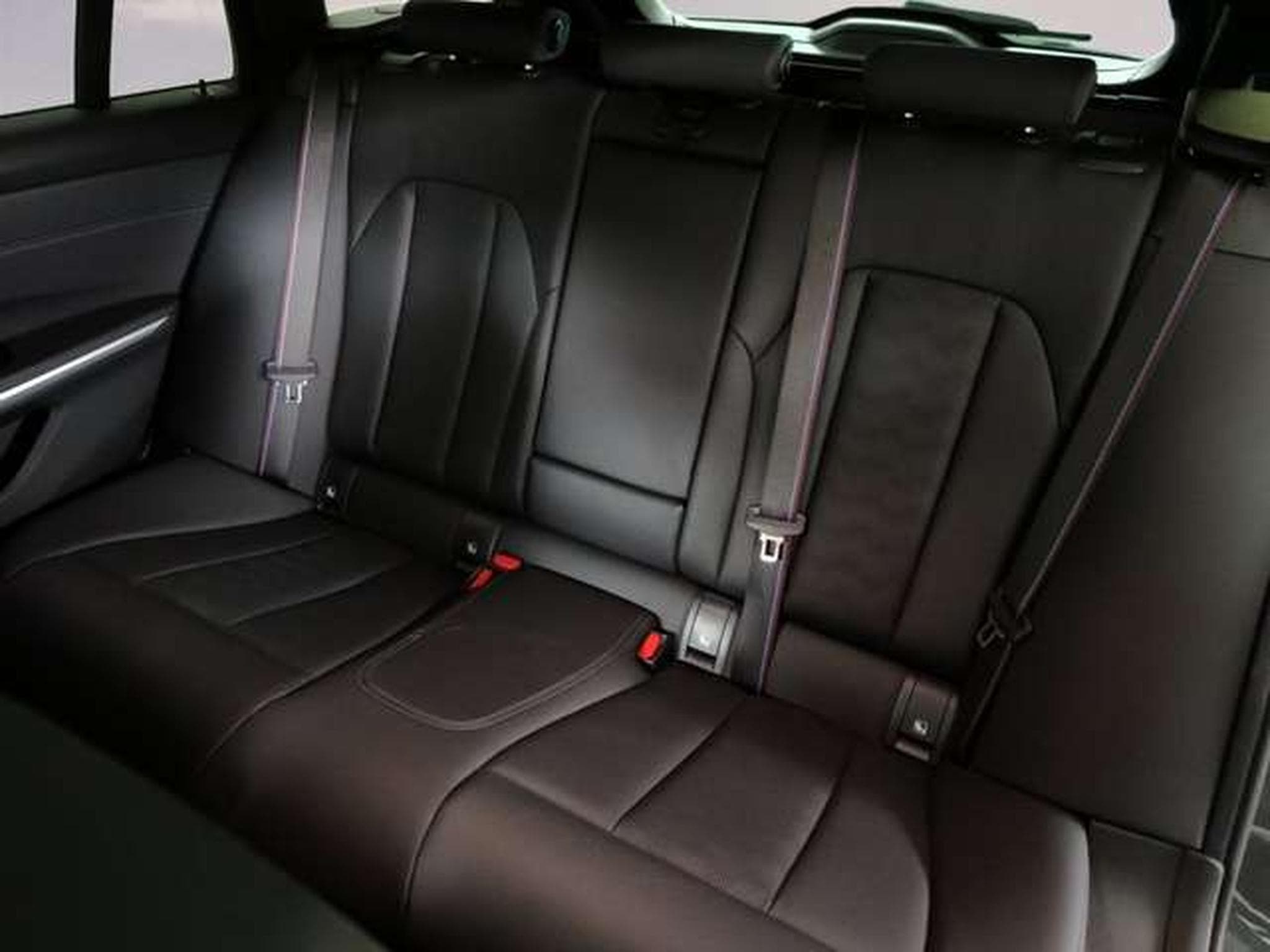 BMW M3 Touring HK HiFi DAB LED RFK Komfortzg. Shz (2025) - Photo 8