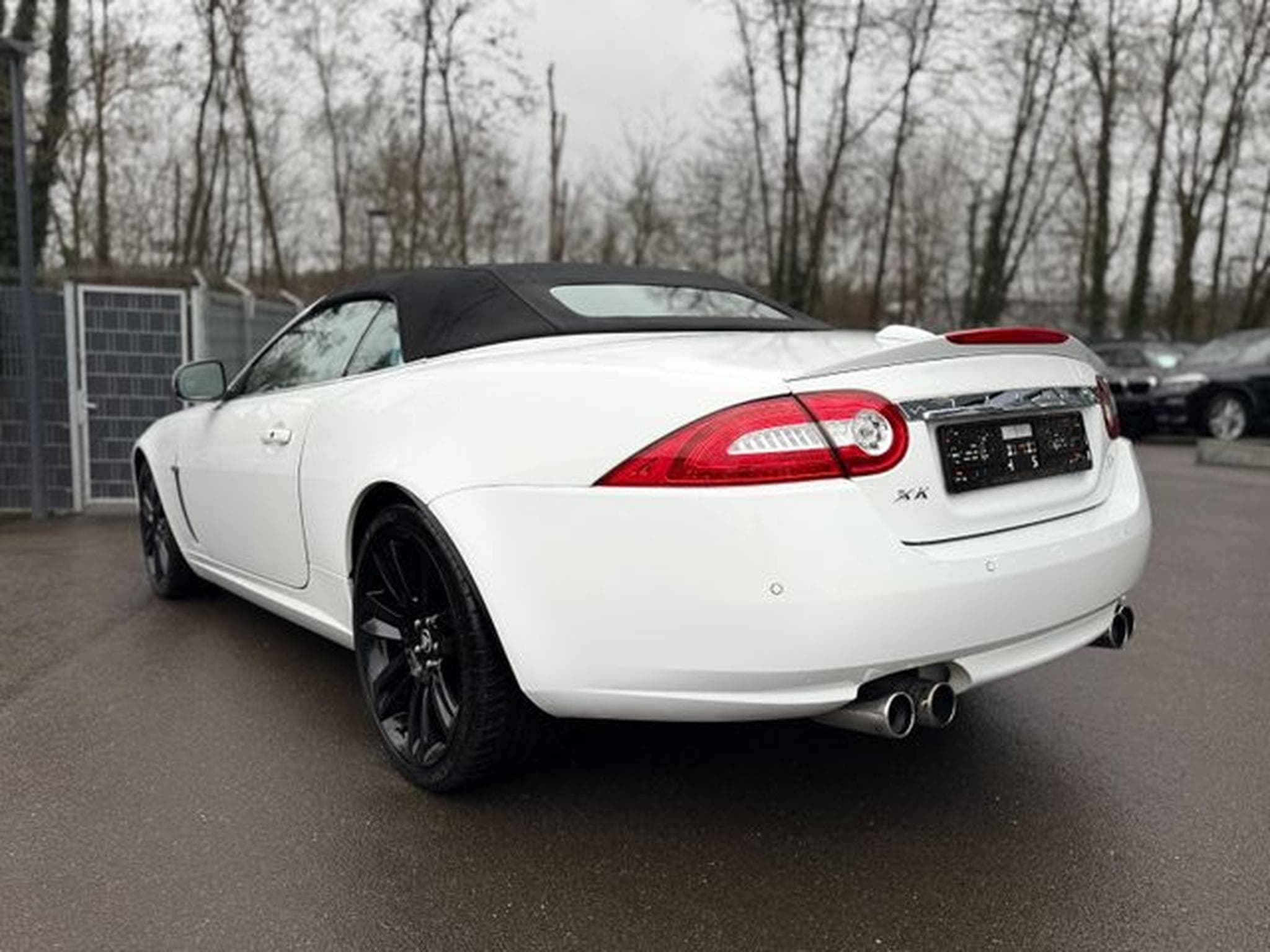 Jaguar XKR XKR CABRIO 5.0 V8 KOMPRESSOR *B&amp;W*LEDER*NAVI* (2010) - Foto 13