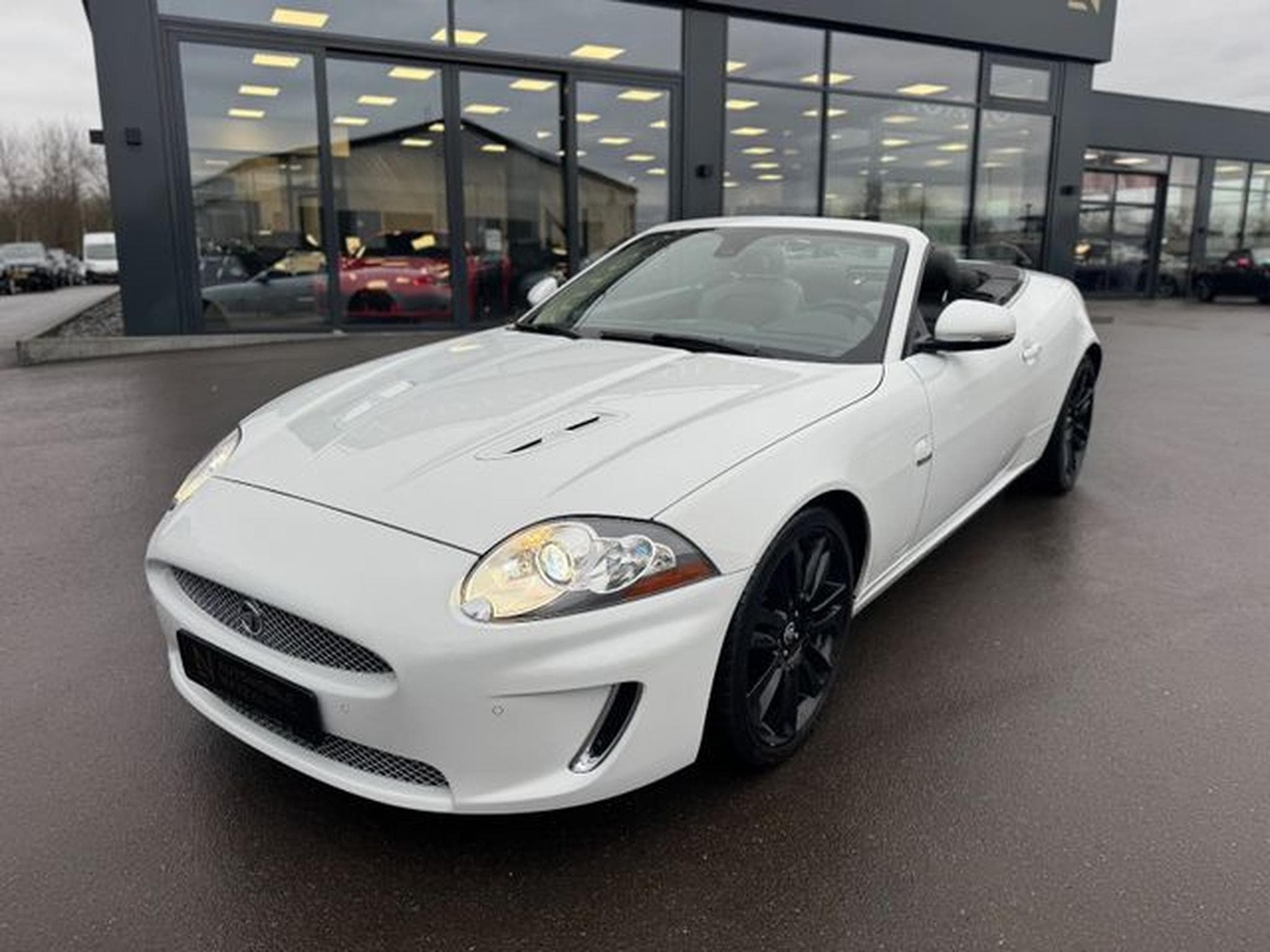 Jaguar XKR XKR CABRIO 5.0 V8 KOMPRESSOR *B&amp;W*LEDER*NAVI* (2010) - Foto 2