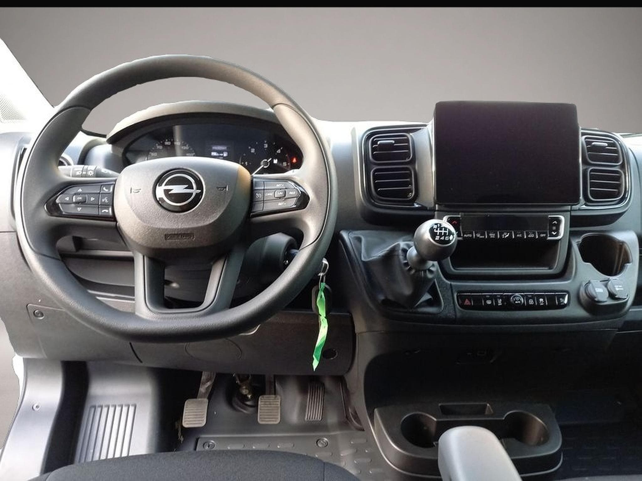 Opel Monterey (2025) - Foto 2