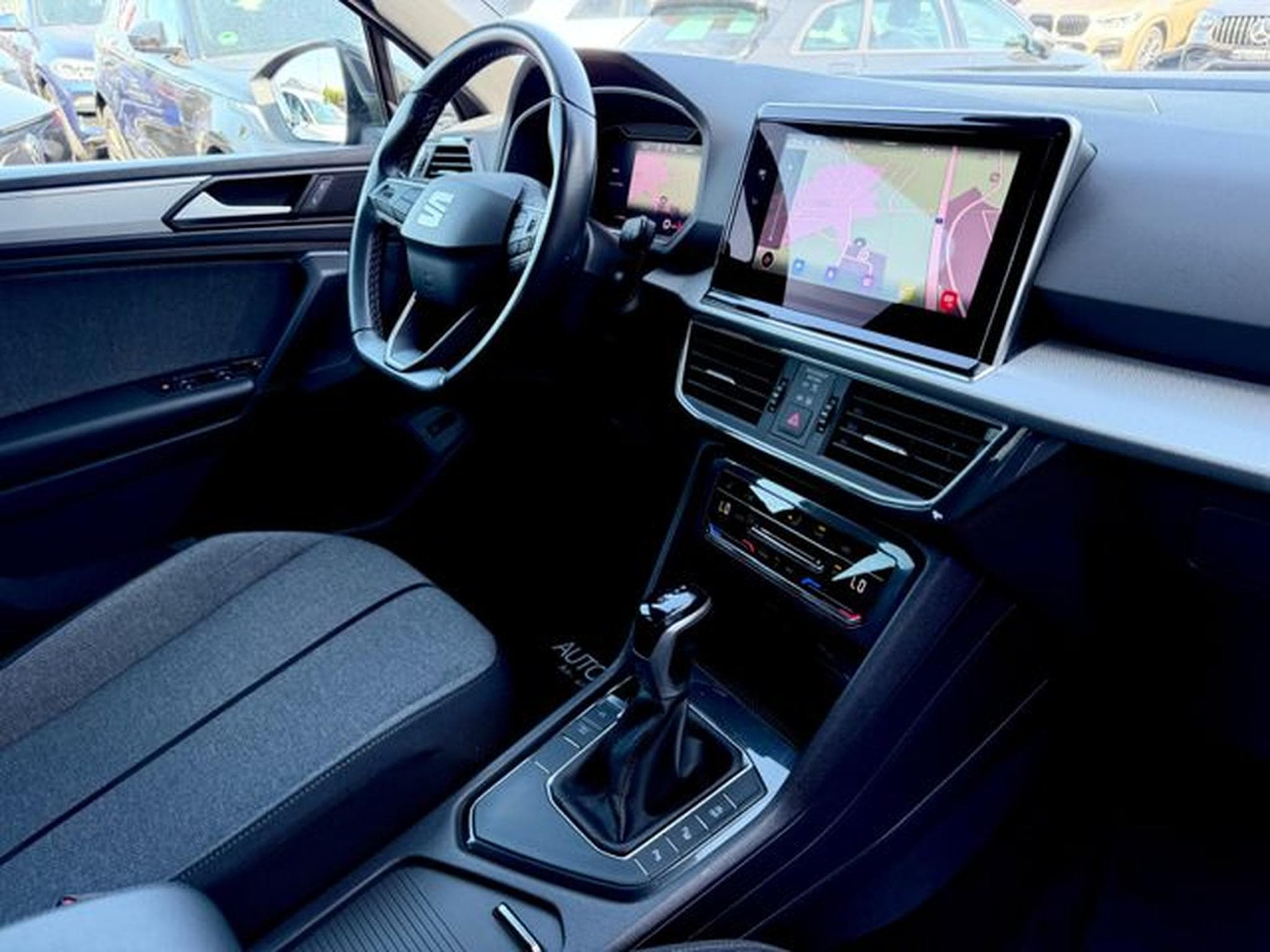 Seat Tarraco Tarraco 1.5 TSI DSG /NAVI/LED/AHK/CAM/GARANTIE/ (2021) - Photo 12