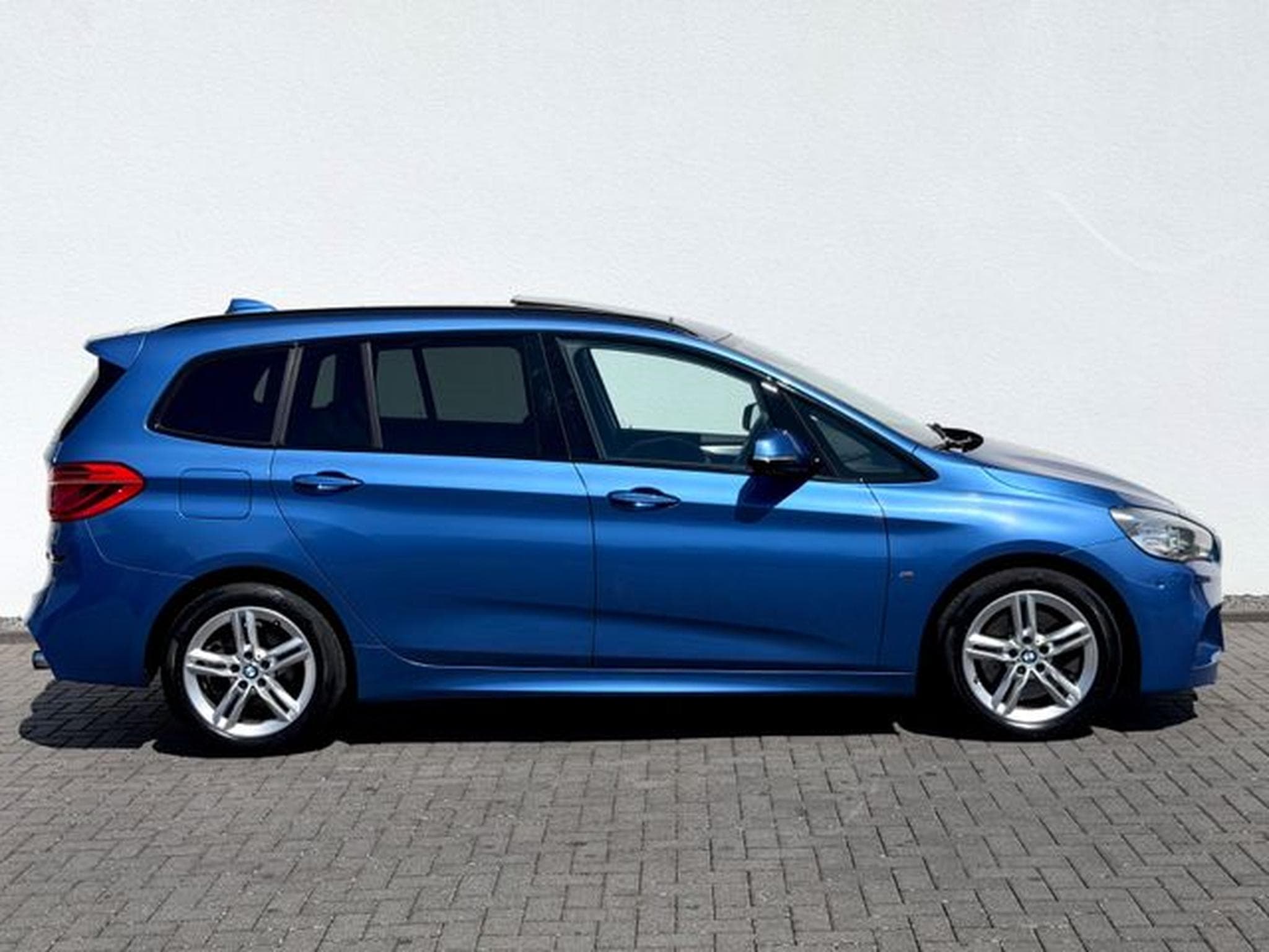 BMW 220 220i Gran Tourer M Sport Paket // 7.SITZER // (2018) - Photo 4